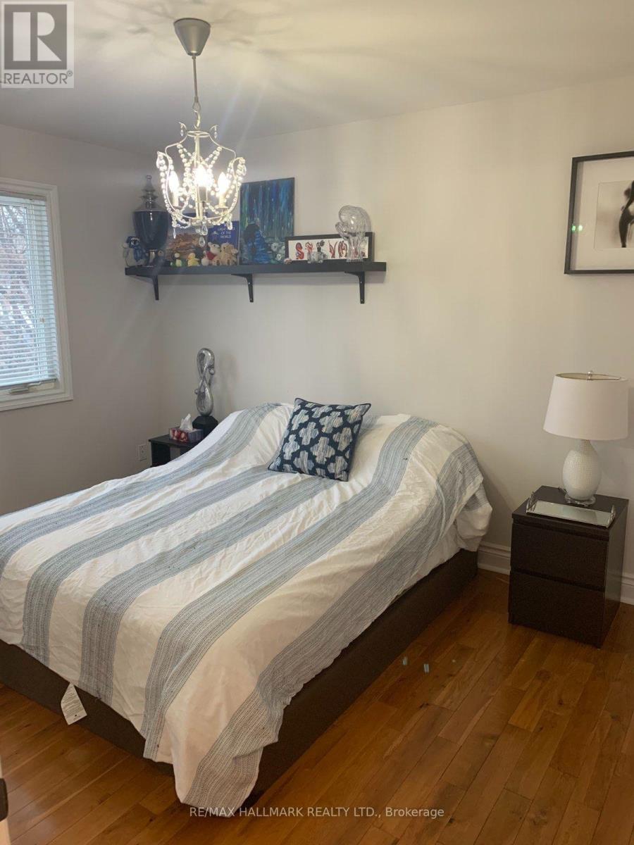 6 Griggsden Avenue, Toronto, Ontario  M9P 2Z5 - Photo 19 - W13659634