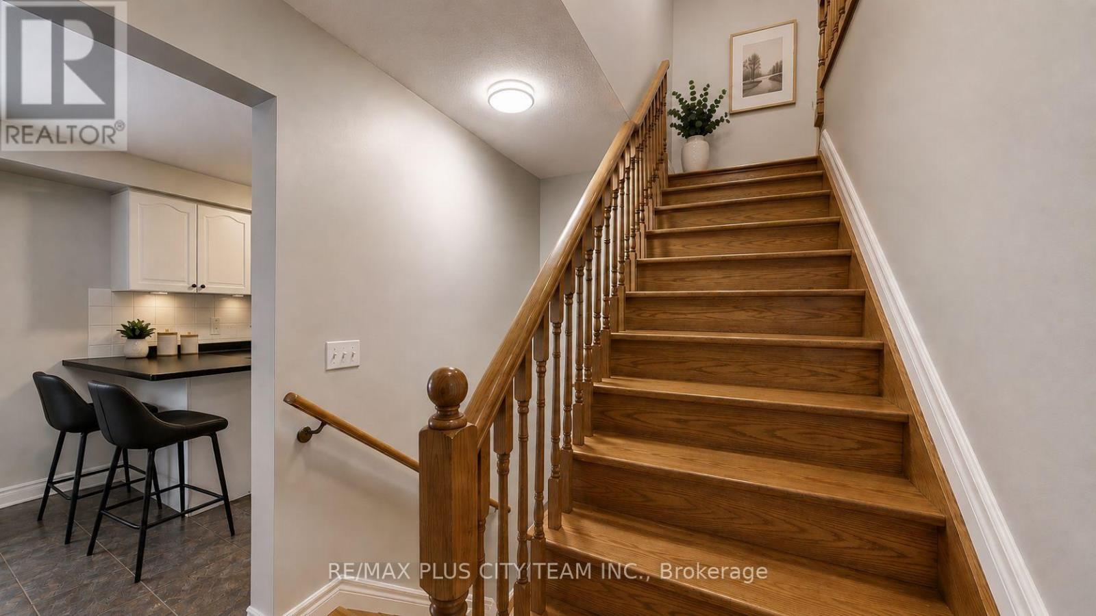 4 Slessor Lane, Brampton (Bram East), Ontario  L6P 1M3 - Photo 11 - W13659664