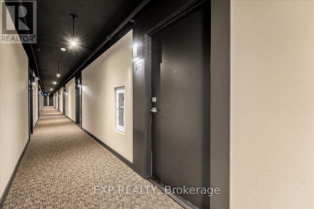 B318 - 5240 Dundas Street, Burlington, Ontario  L7L 0J6 - Photo 2 - W13659674