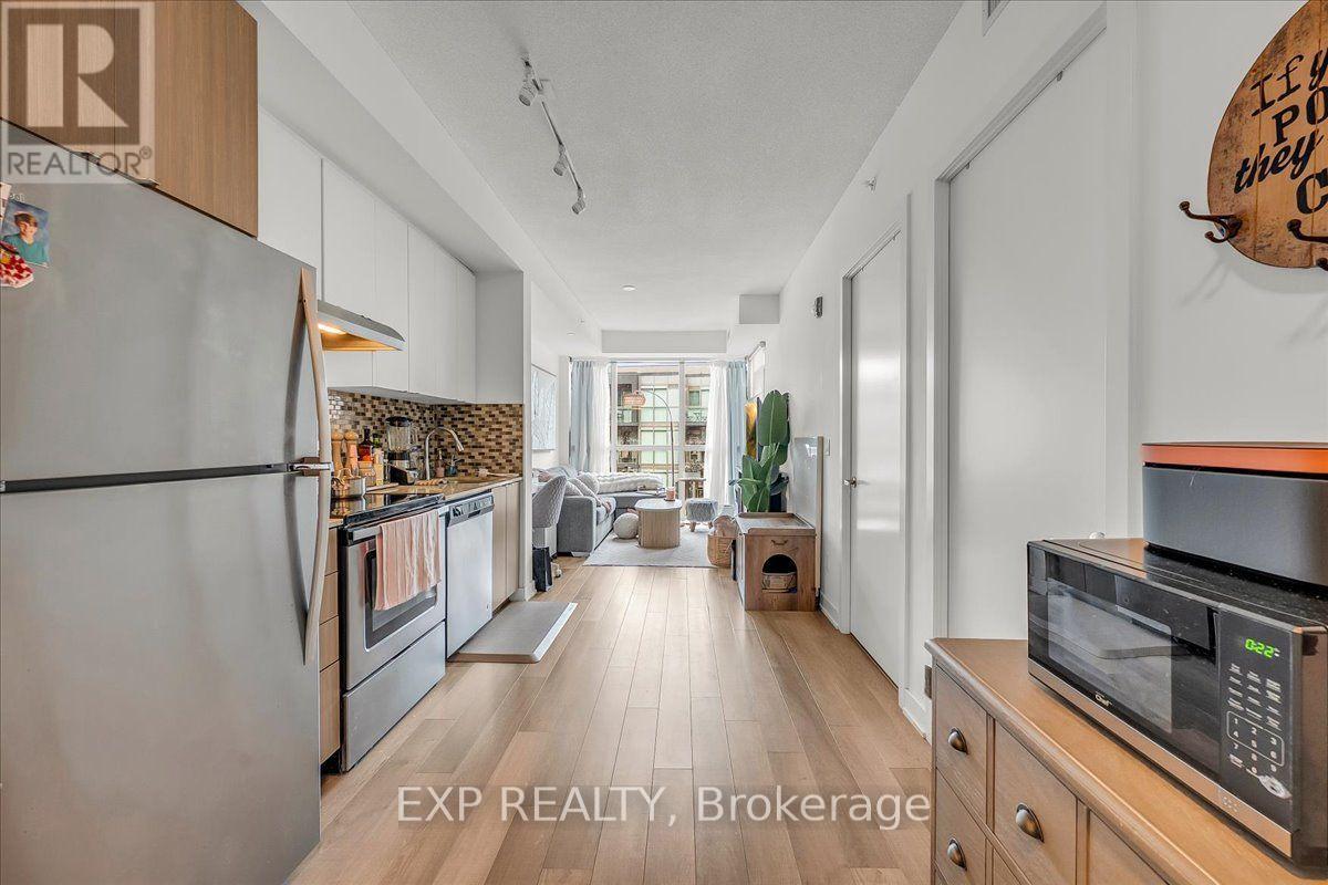 B318 - 5240 Dundas Street, Burlington, Ontario  L7L 0J6 - Photo 5 - W13659674