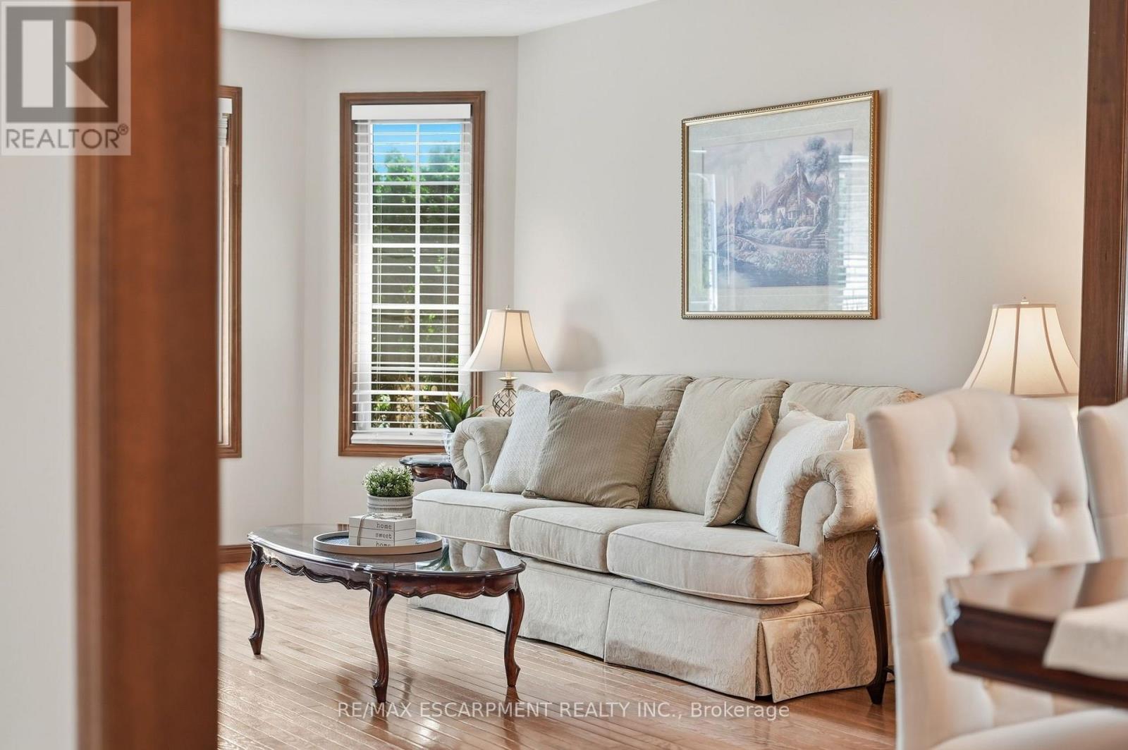 210 Bastille Street, Hamilton, Ontario  L9B 2G5 - Photo 11 - X13659650