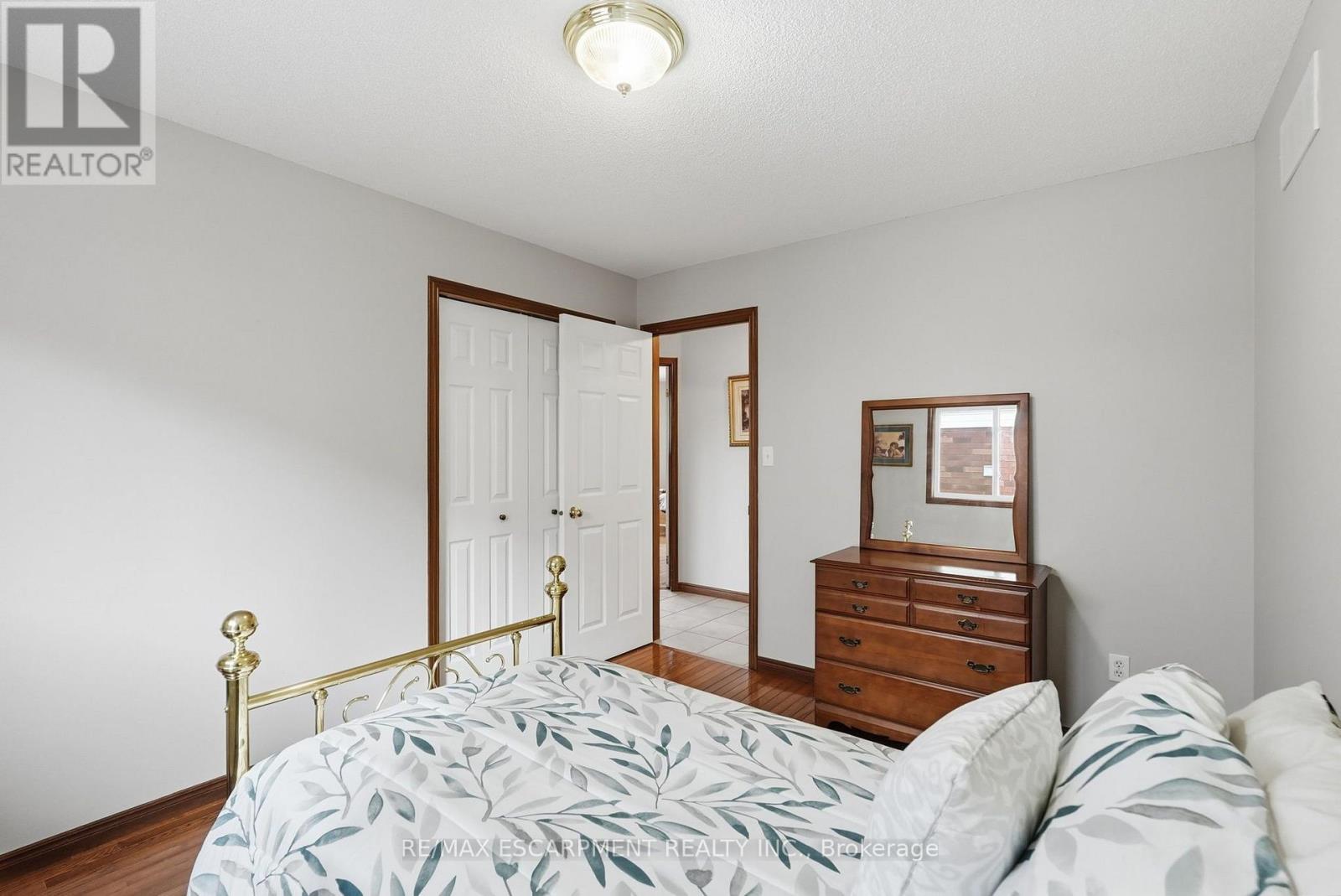 210 Bastille Street, Hamilton, Ontario  L9B 2G5 - Photo 20 - X13659650