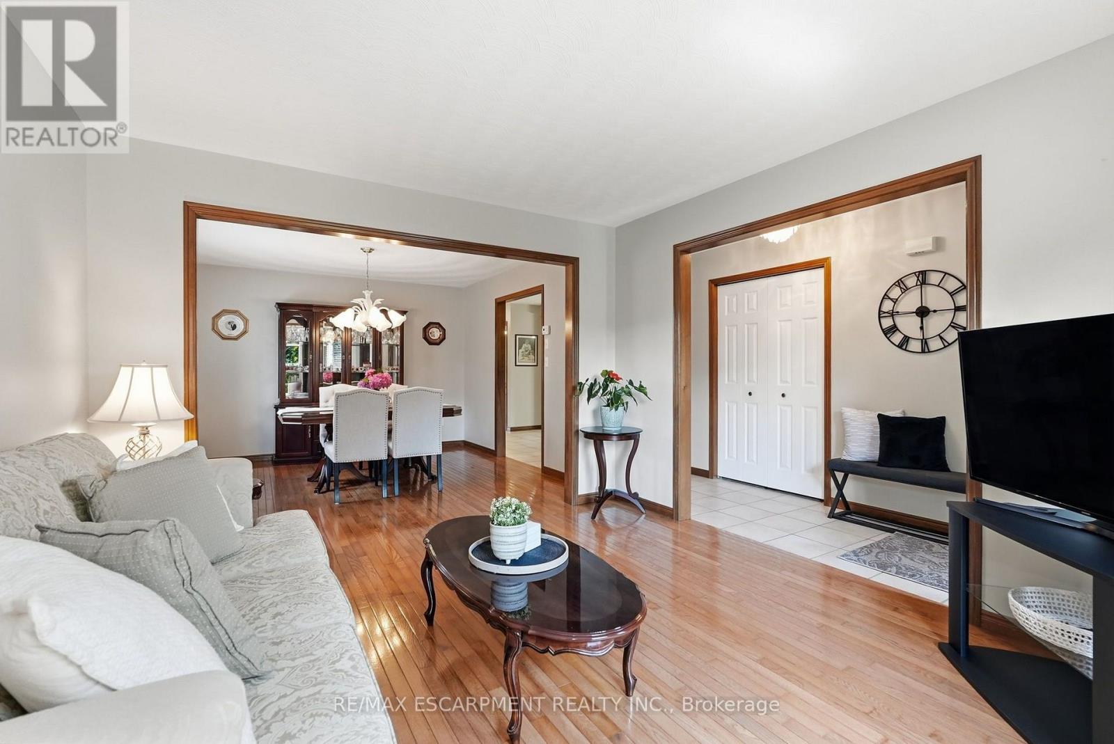 210 Bastille Street, Hamilton, Ontario  L9B 2G5 - Photo 9 - X13659650