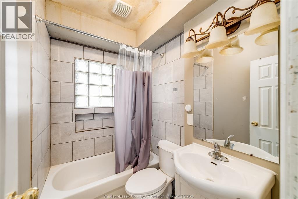 384 Josephine Avenue, Windsor, Ontario  N9B 2L1 - Photo 16 - 26018579