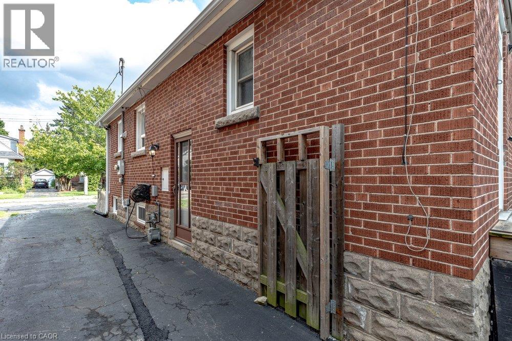 23 Kipling Road, Hamilton, Ontario  L8S 3X2 - Photo 46 - 40854511