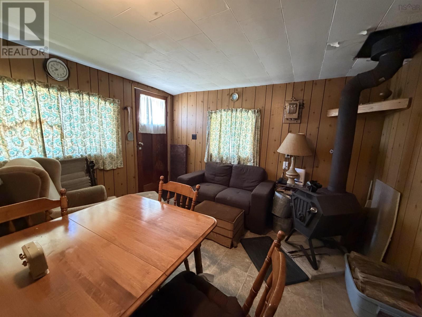 145 West Liscomb Point Road, Liscomb, Nova Scotia  B0J 2A0 - Photo 18 - 202610971