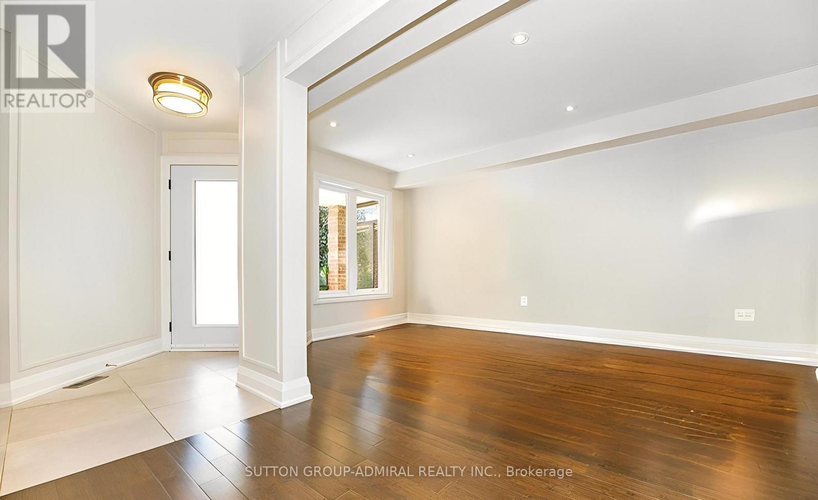68 Patna Crescent, Vaughan, Ontario  L6A 1N5 - Photo 3 - N13659656