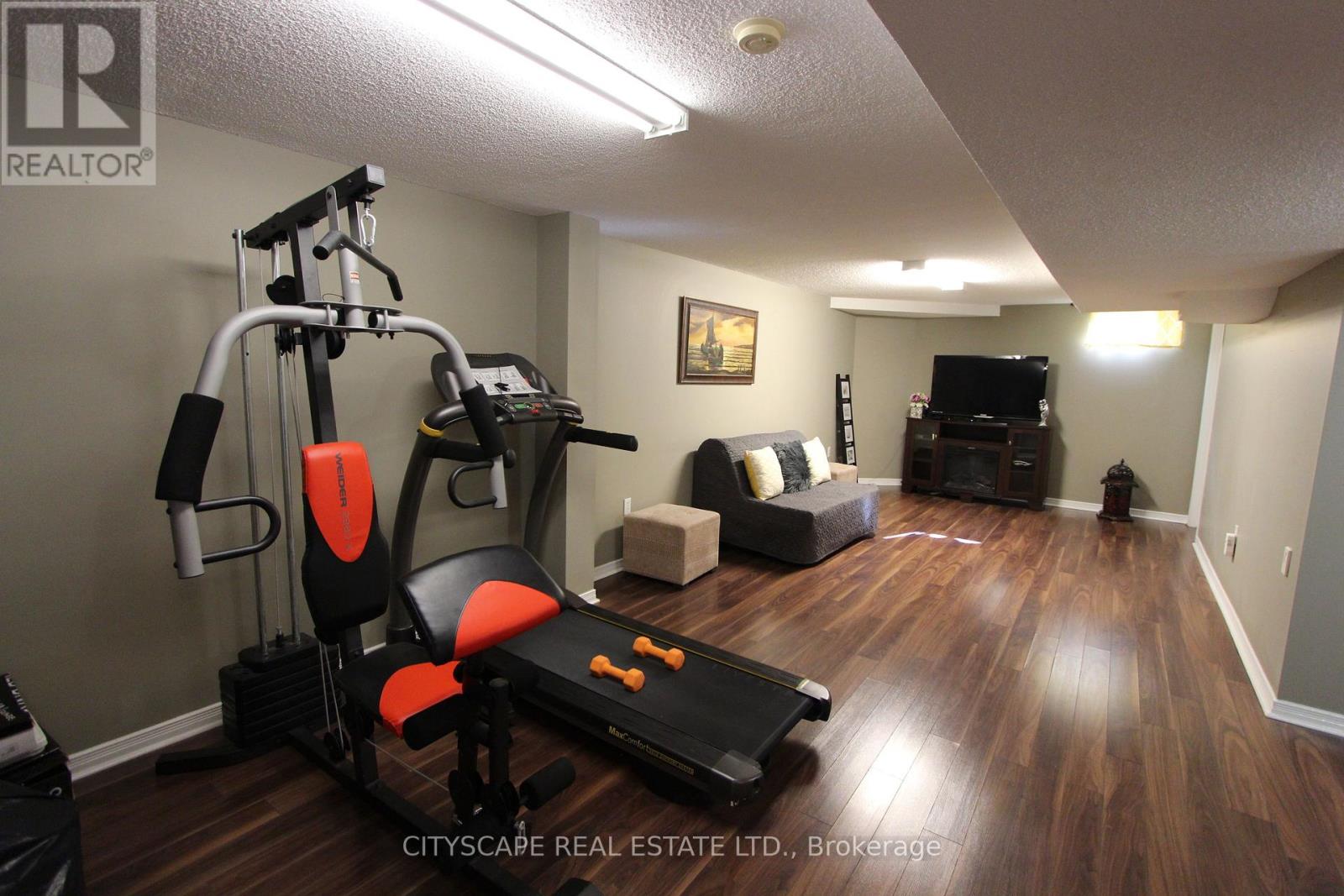 3162 Pearwood Place, Mississauga, Ontario  L5B 4H1 - Photo 19 - W13000654