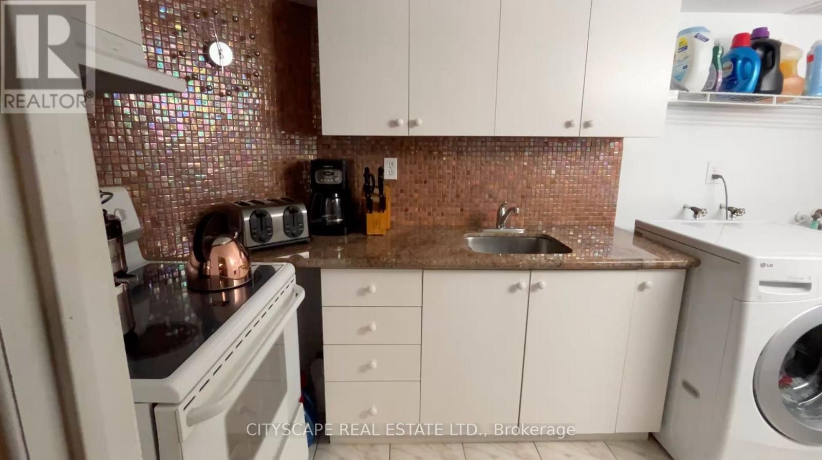 3162 Pearwood Place, Mississauga, Ontario  L5B 4H1 - Photo 21 - W13000654