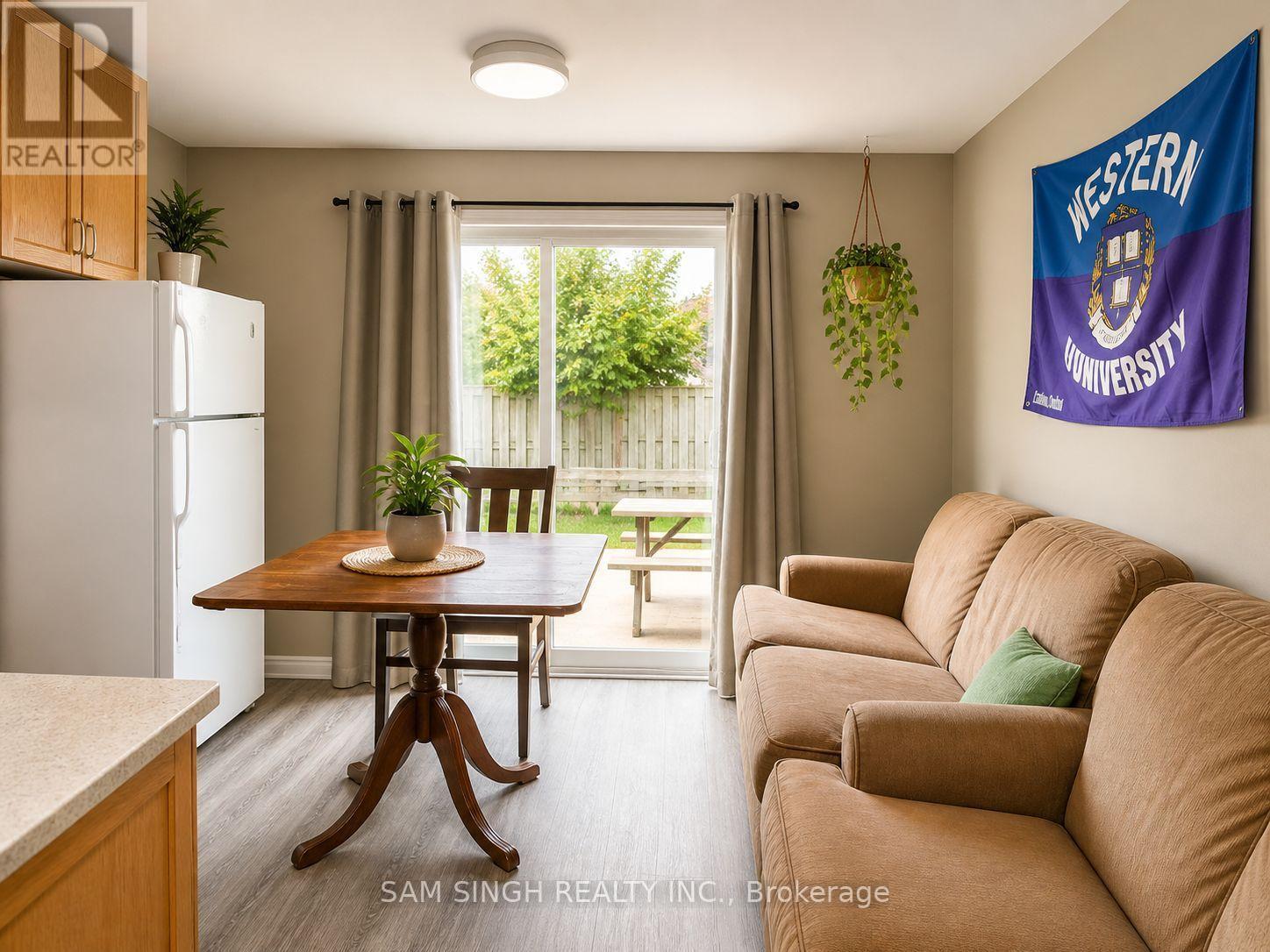 185 Thurman Circle, London East, Ontario  N5V 4Z1 - Photo 4 - X13659736