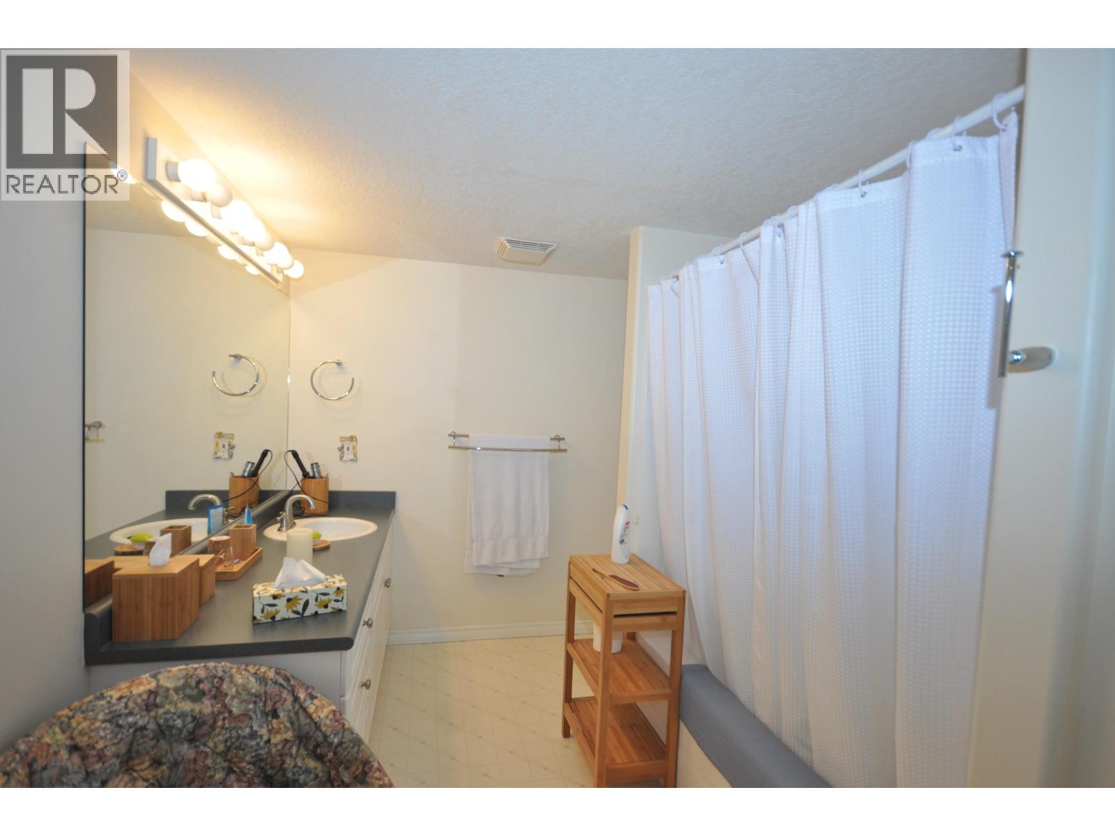 10 11 Eagle Crescent, Williams Lake, British Columbia  V2R 4R6 - Photo 29 - R3113483