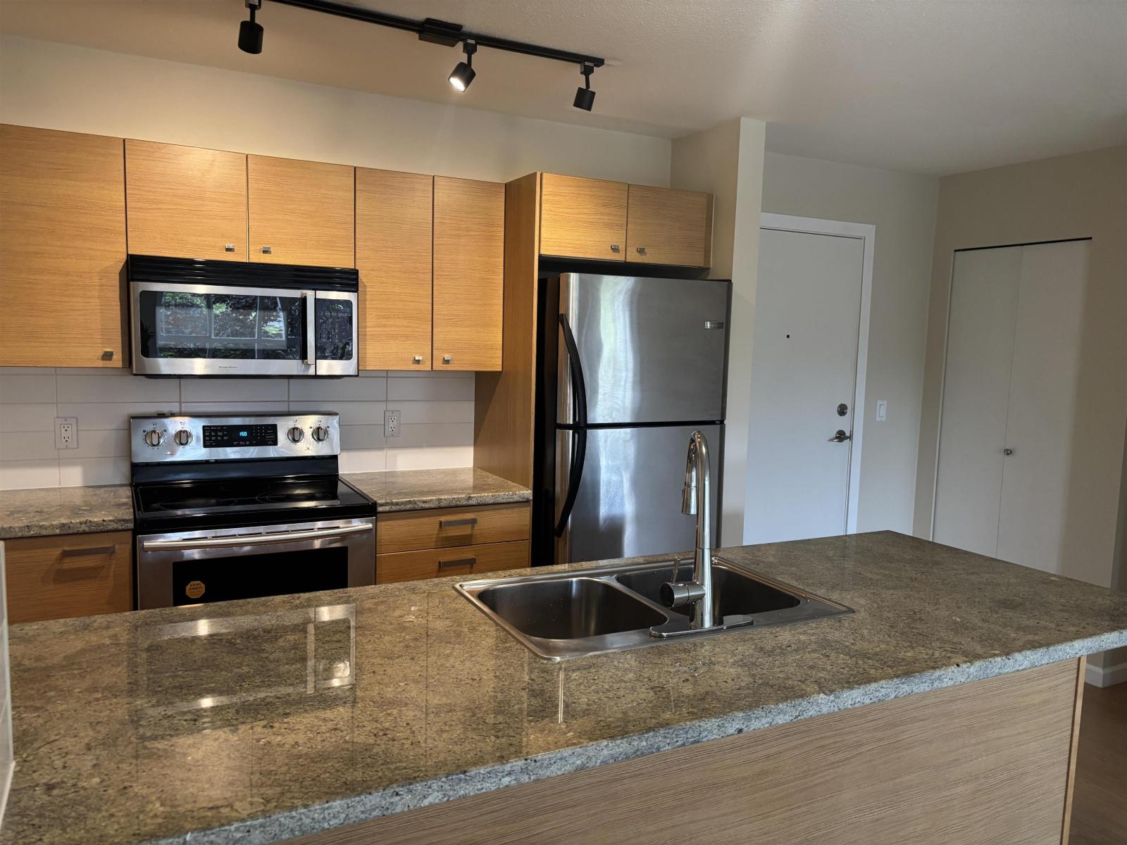 312 6815 188 Street, Surrey, British Columbia  V4N 0Z8 - Photo 12 - R3154290
