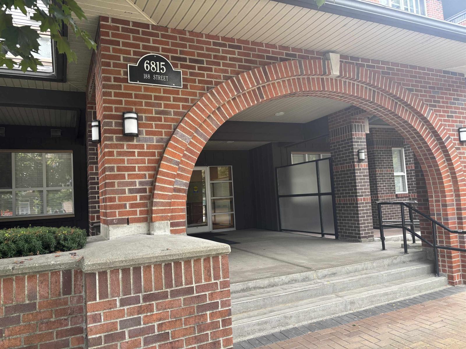 312 6815 188 Street, Surrey, British Columbia  V4N 0Z8 - Photo 3 - R3154290