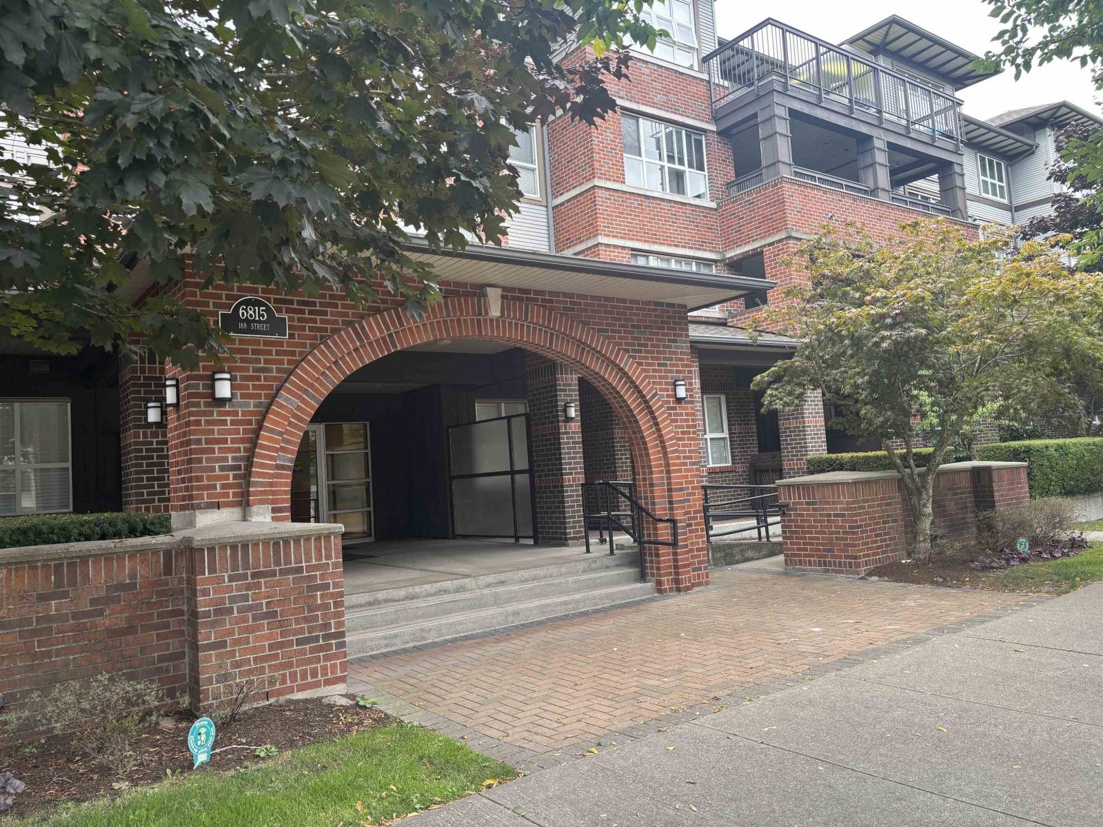 312 6815 188 Street, Surrey, British Columbia  V4N 0Z8 - Photo 2 - R3154290