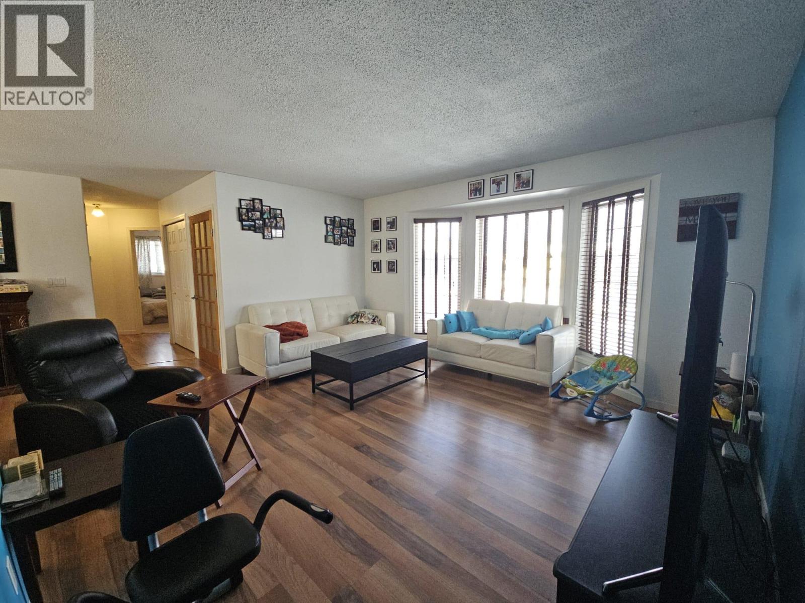 5117 44 Place NE, Chetwynd, British Columbia  V0C 1J0 - Photo 5 - 10381064