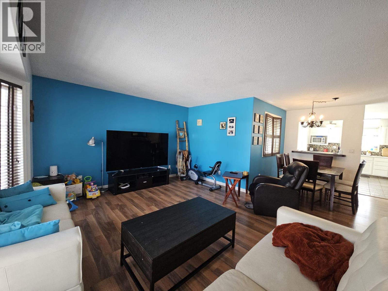 5117 44 Place NE, Chetwynd, British Columbia  V0C 1J0 - Photo 4 - 10381064