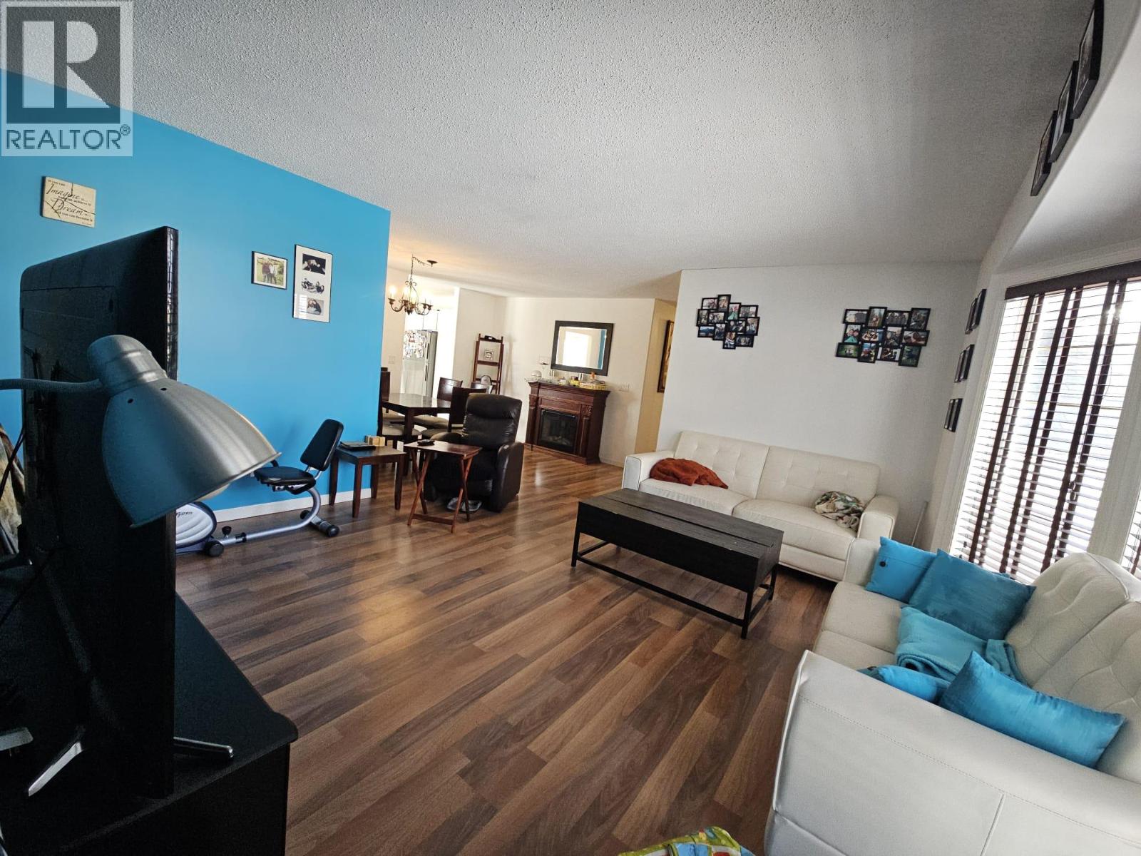 5117 44 Place NE, Chetwynd, British Columbia  V0C 1J0 - Photo 6 - 10381064