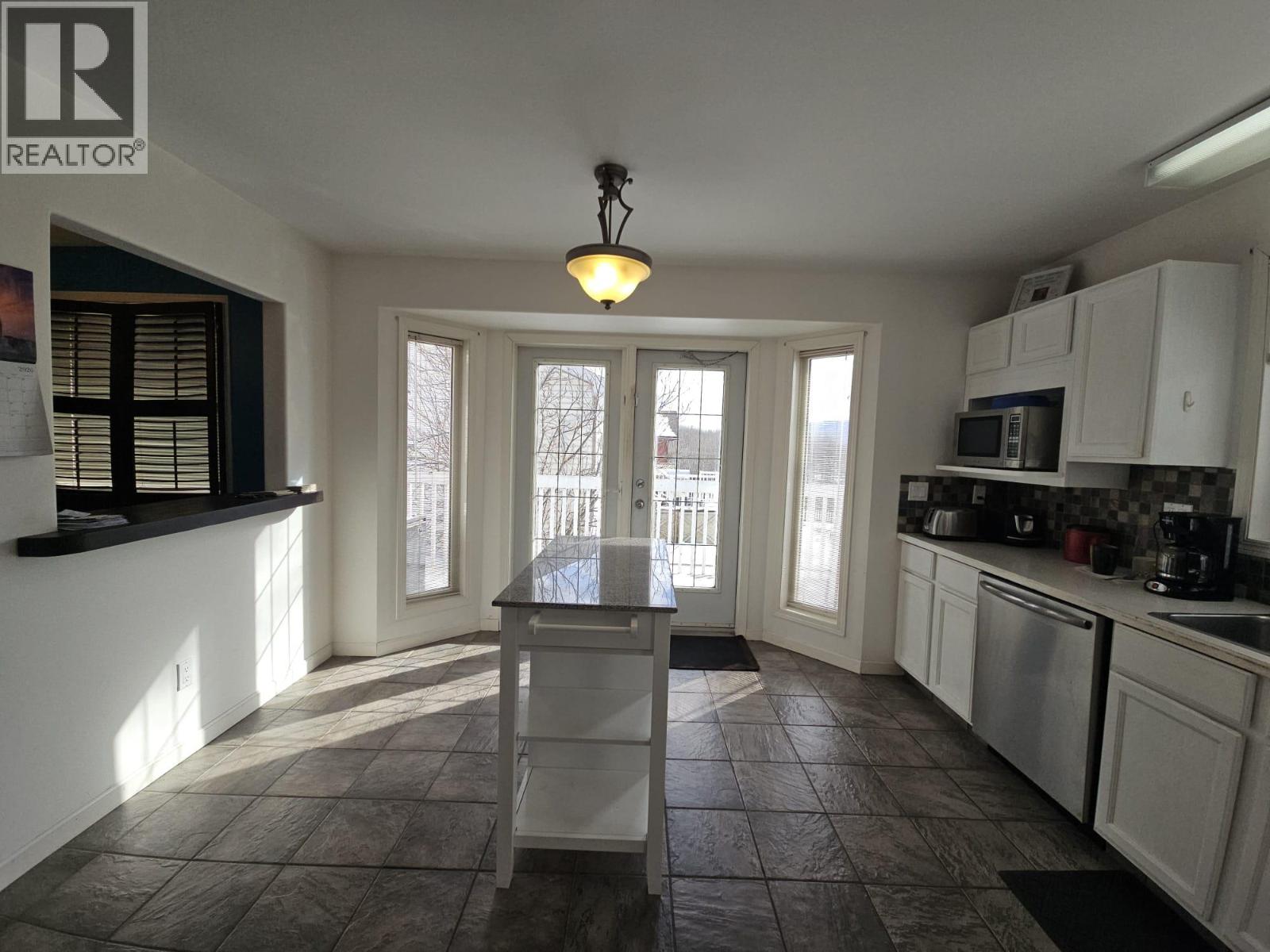 5117 44 Place NE, Chetwynd, British Columbia  V0C 1J0 - Photo 24 - 10381064