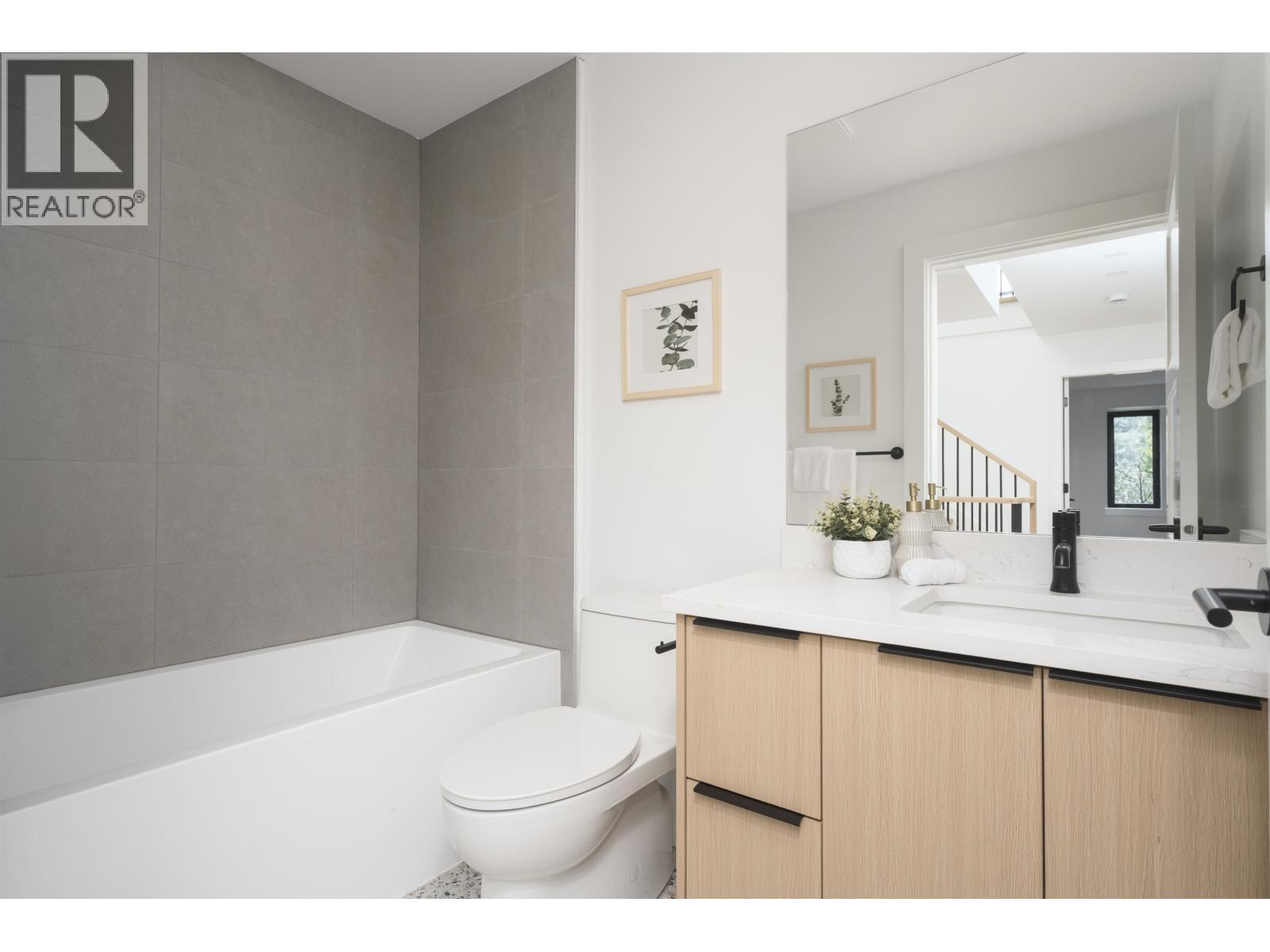 920 E 16th Avenue, Vancouver, British Columbia  V5T 2V9 - Photo 11 - R3154315