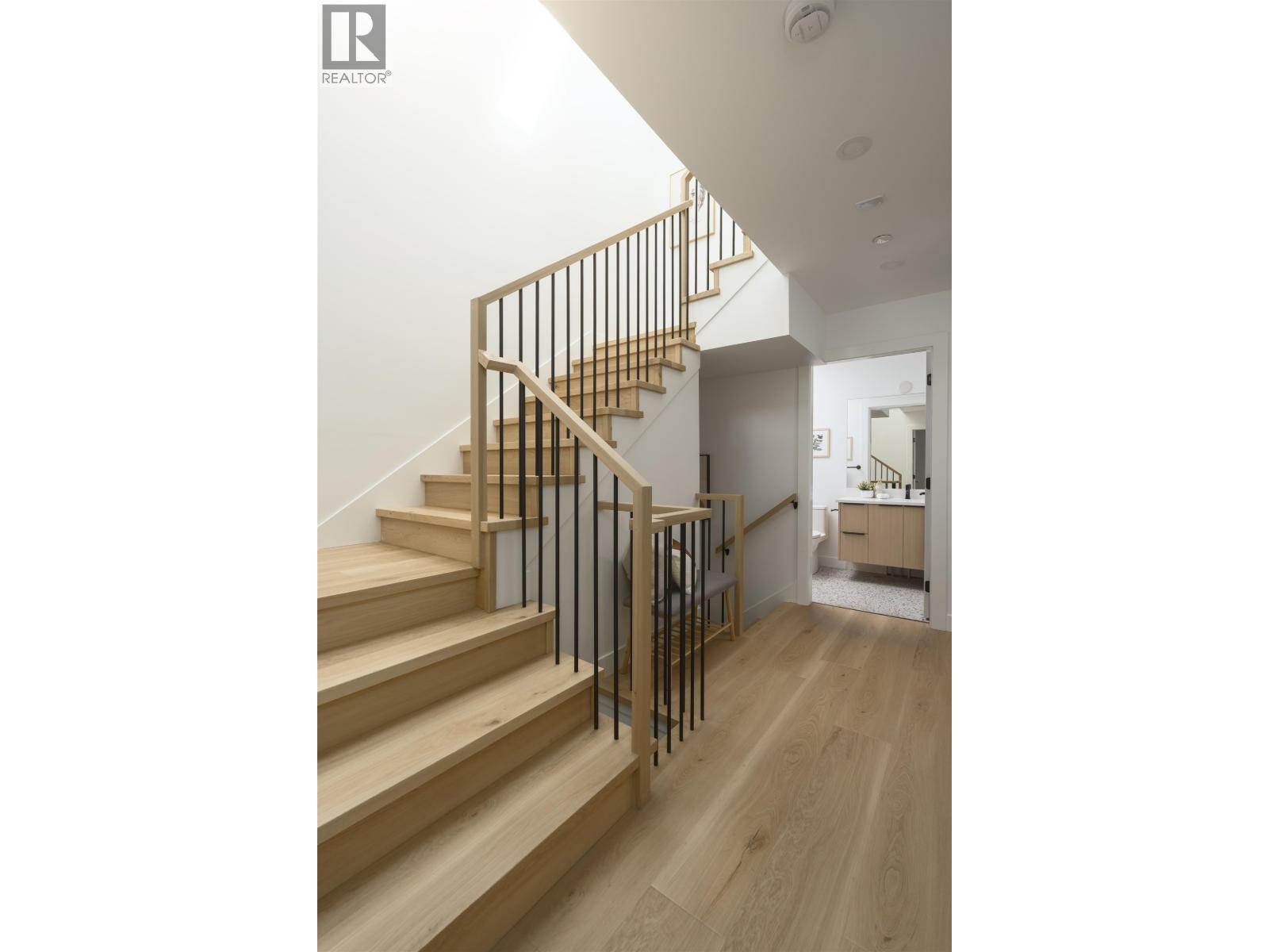 920 E 16th Avenue, Vancouver, British Columbia  V5T 2V9 - Photo 9 - R3154315