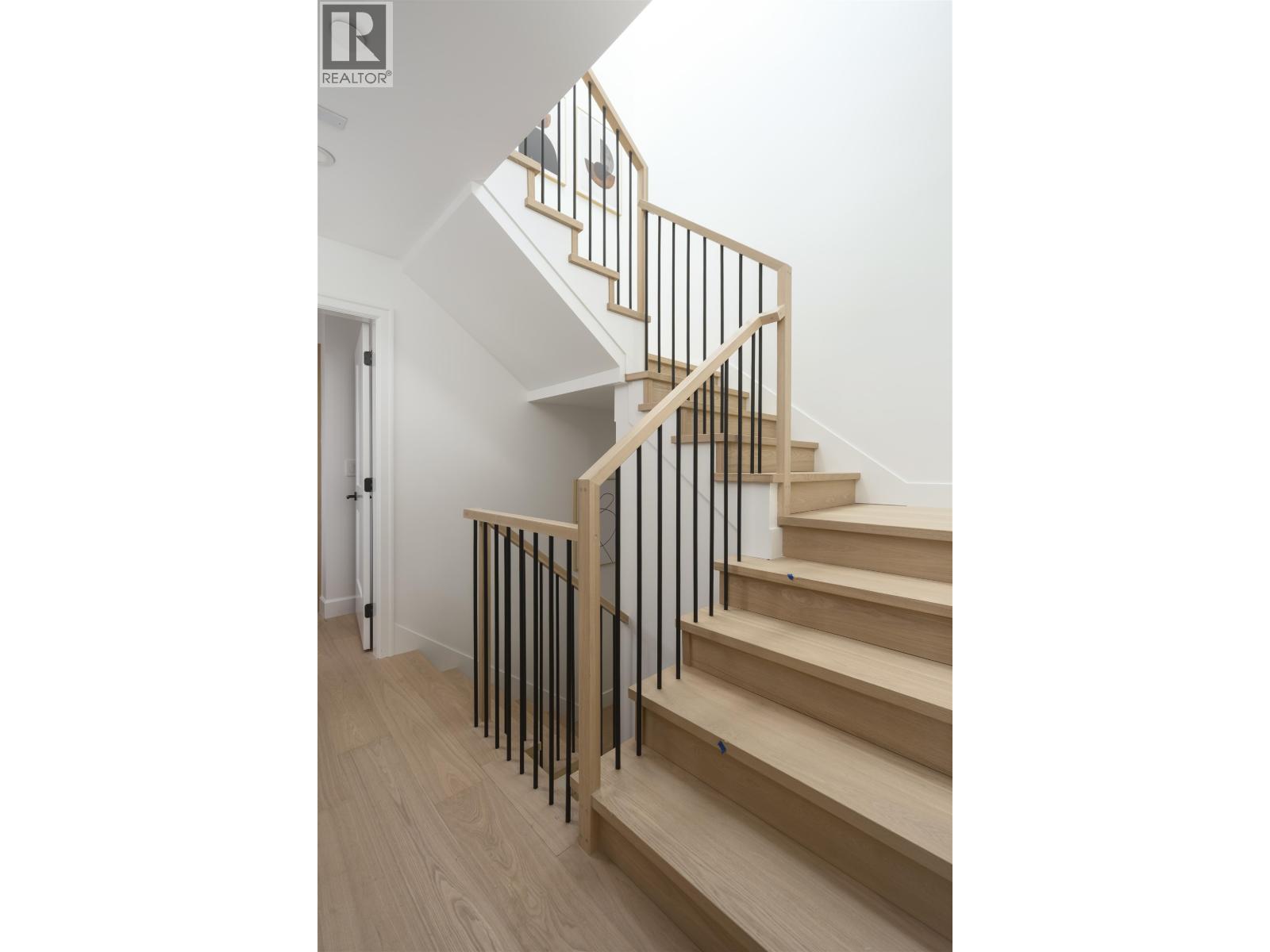 922 E 16th Avenue, Vancouver, British Columbia  V5T 2V9 - Photo 16 - R3154316