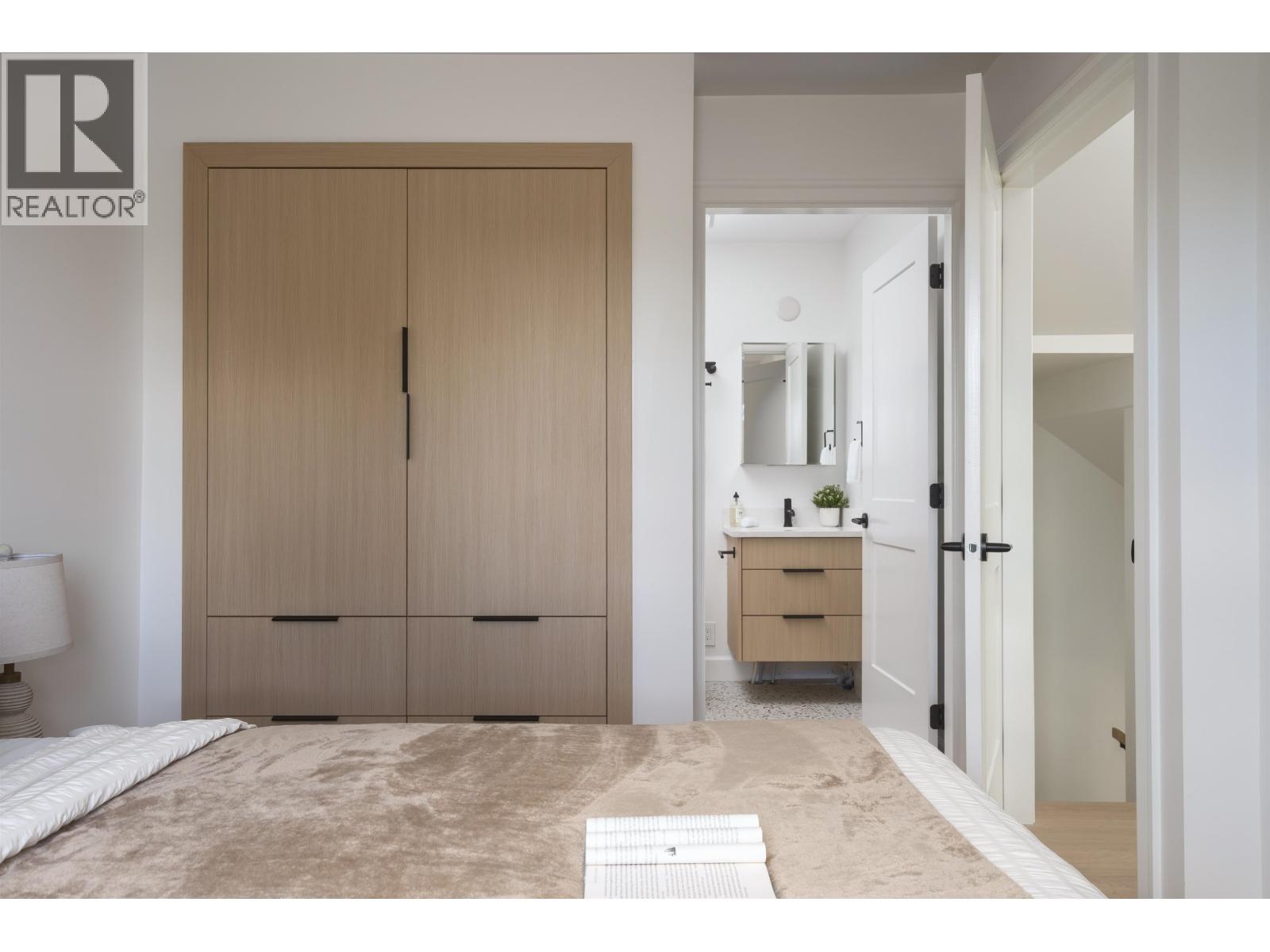 922 E 16th Avenue, Vancouver, British Columbia  V5T 2V9 - Photo 19 - R3154316