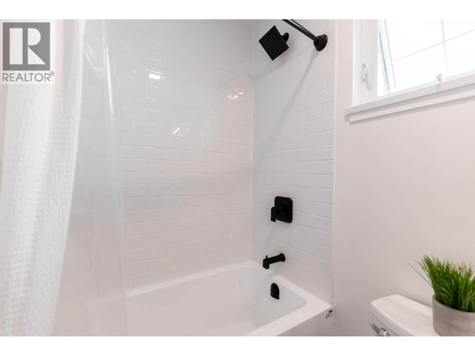 213 3787 Pender Street, Burnaby, British Columbia  V5C 2L2 - Photo 19 - R3154325