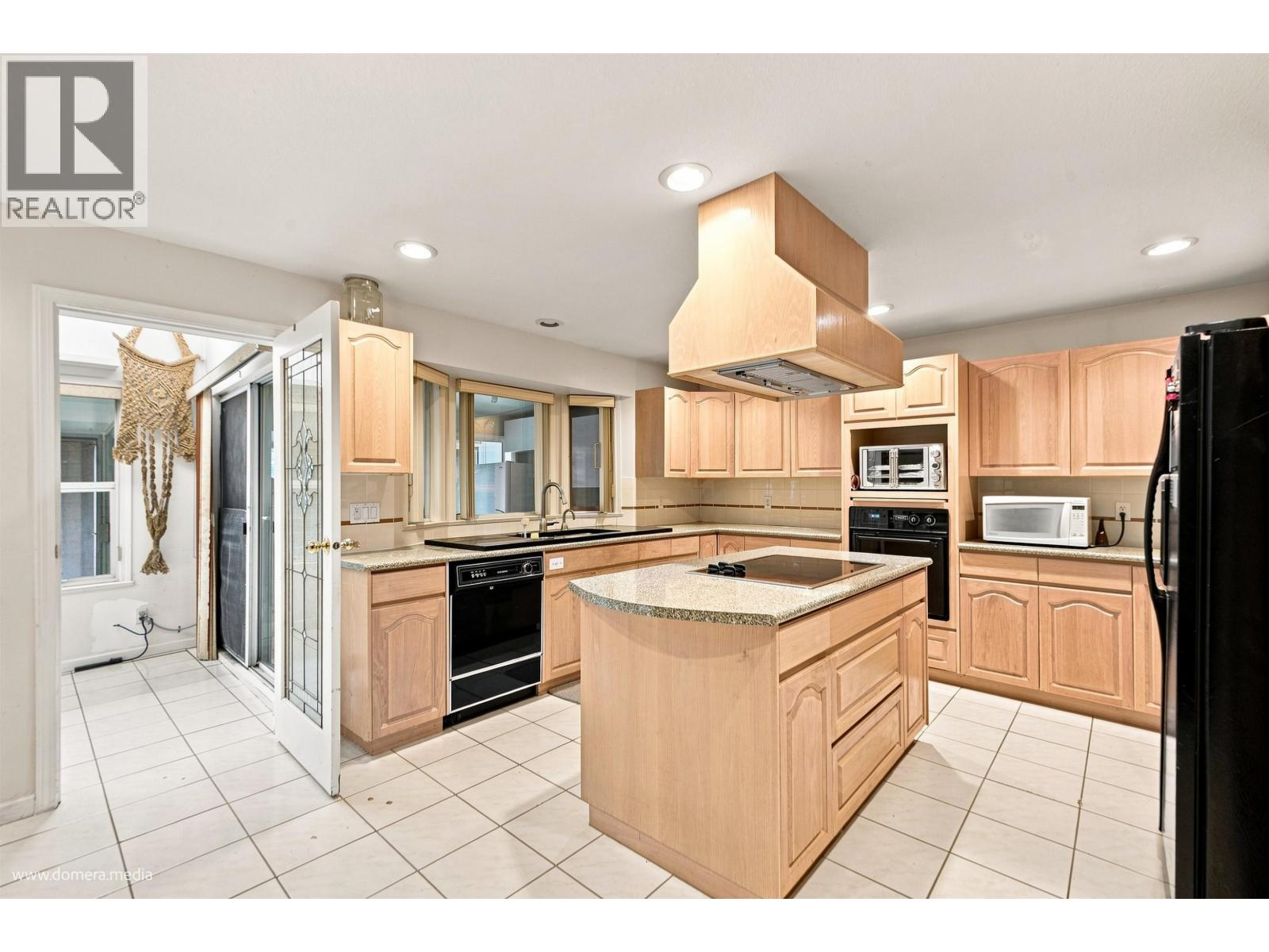 3591 Cunningham Drive, Richmond, British Columbia V6X 3N5 - Photo 13 - R3154324