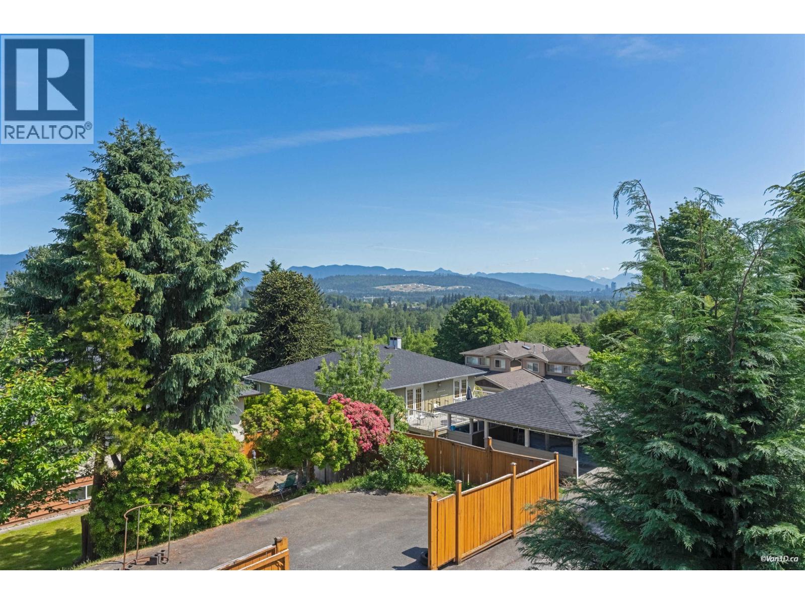5578 Oakglen Drive, Burnaby, British Columbia  V5H 3M5 - Photo 12 - R3154326
