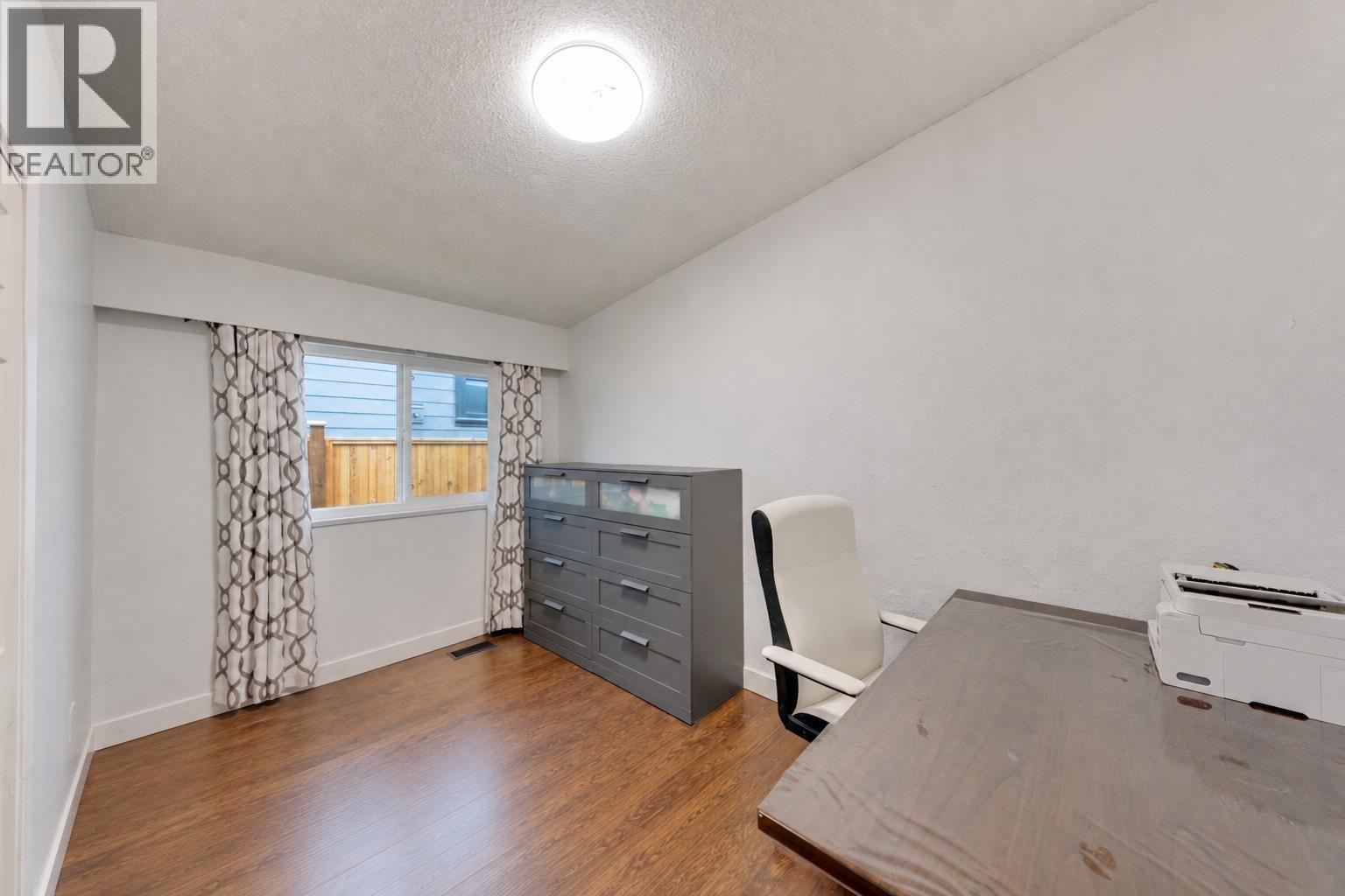 5578 Oakglen Drive, Burnaby, British Columbia  V5H 3M5 - Photo 19 - R3154326