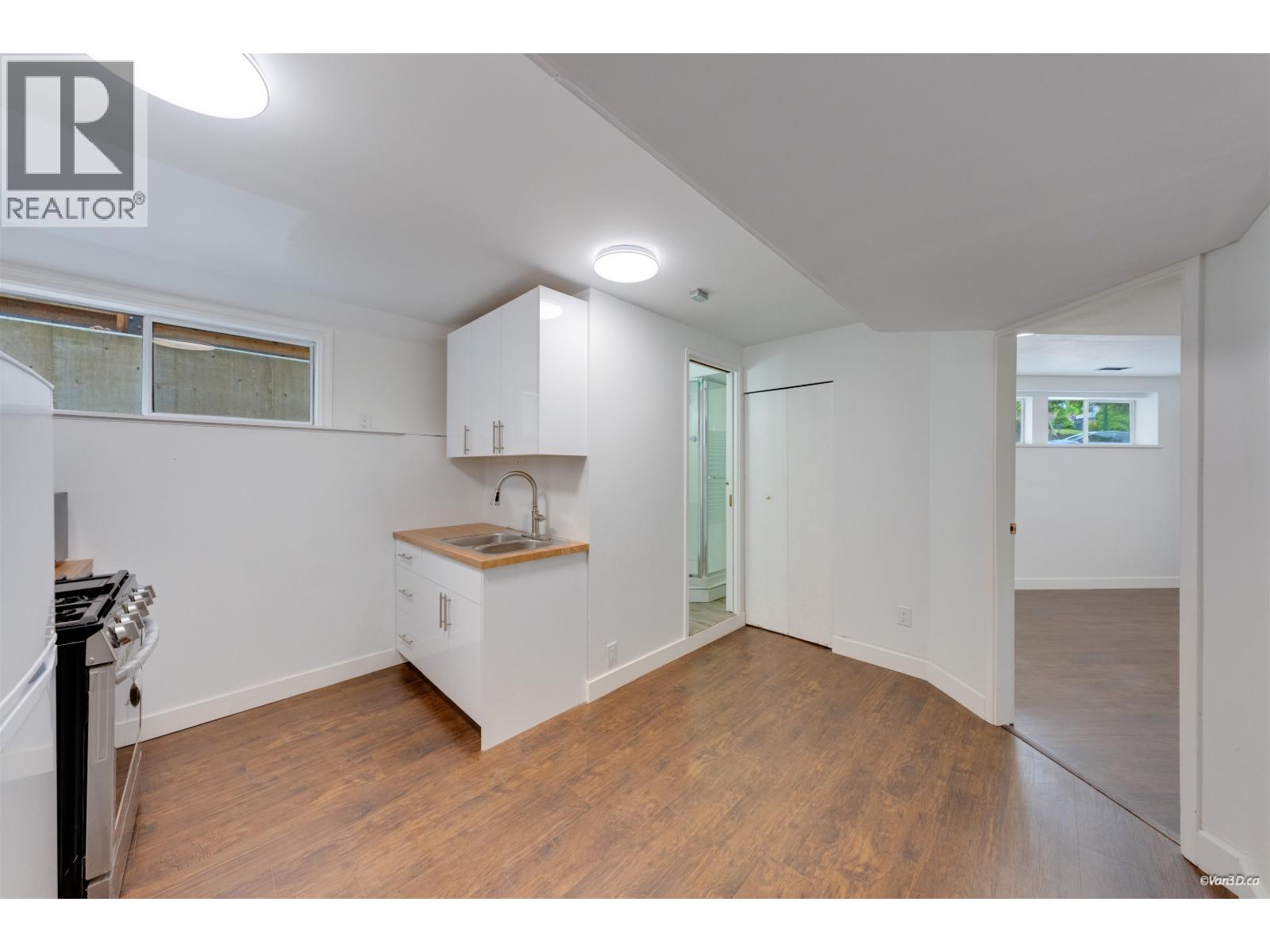 5578 Oakglen Drive, Burnaby, British Columbia  V5H 3M5 - Photo 24 - R3154326