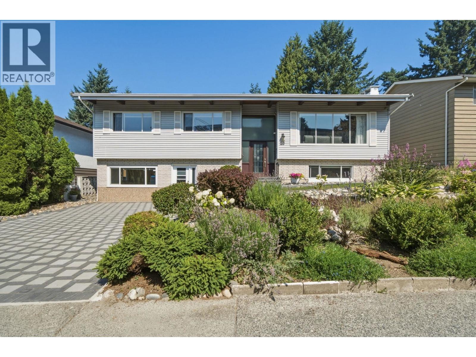 39 Mott Crescent, New Westminster, British Columbia V3L 4L8 - Photo 1 - R3154339