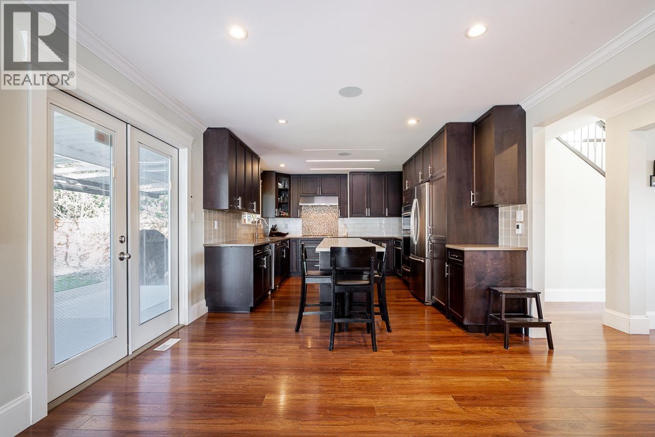 3933 Toronto Street, Port Coquitlam, British Columbia  V3B 6M4 - Photo 5 - R3154341