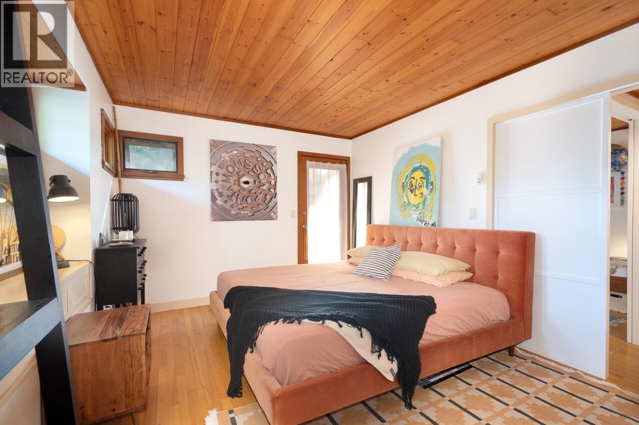 368 Eagles Nest Road, Bowen Island, British Columbia  V0N 1G1 - Photo 12 - R3154354