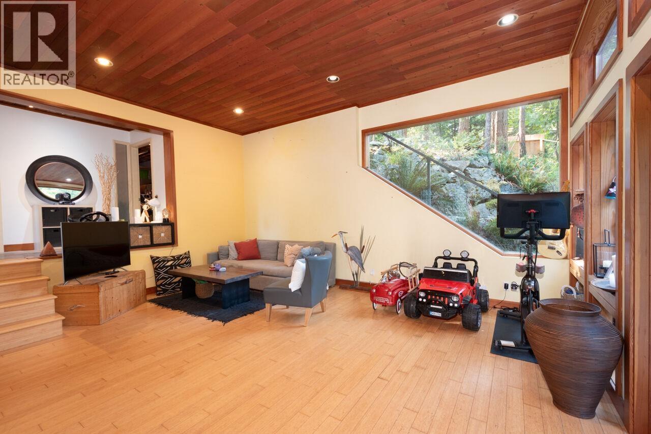 368 Eagles Nest Road, Bowen Island, British Columbia  V0N 1G1 - Photo 24 - R3154354
