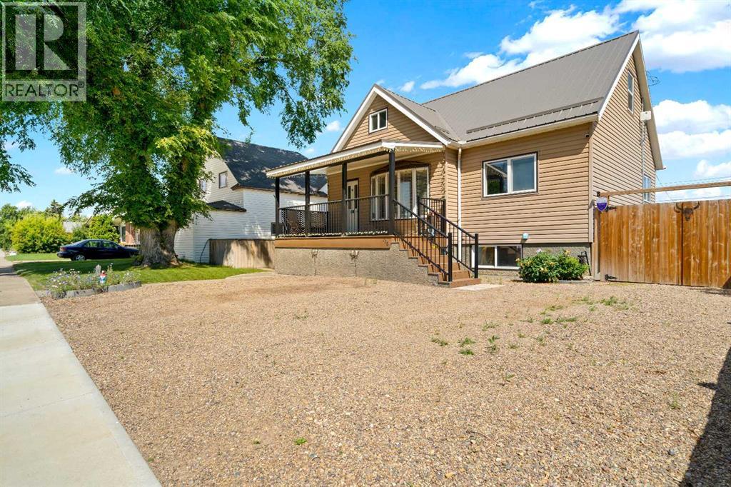 228 2 Avenue E, Bow Island, Alberta  T0K 0G0 - Photo 40 - A2327890