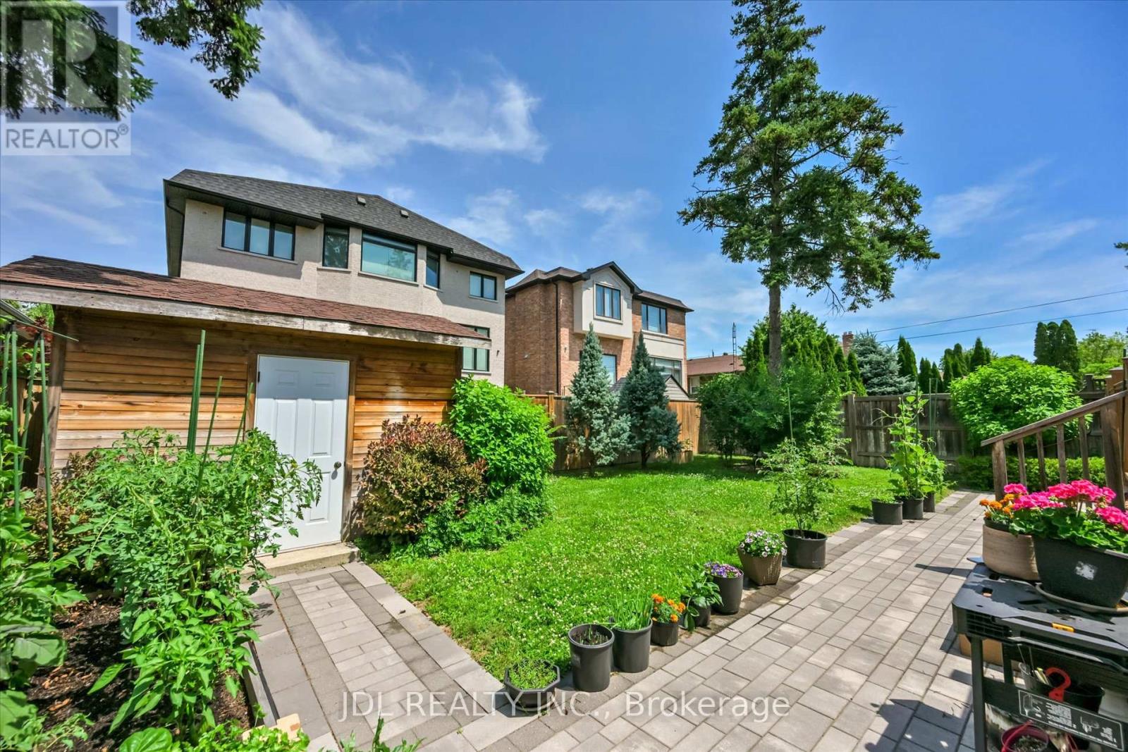 38a Doverwood Court, Toronto (Newtonbrook East), Ontario  M2M 2G8 - Photo 47 - C13659700