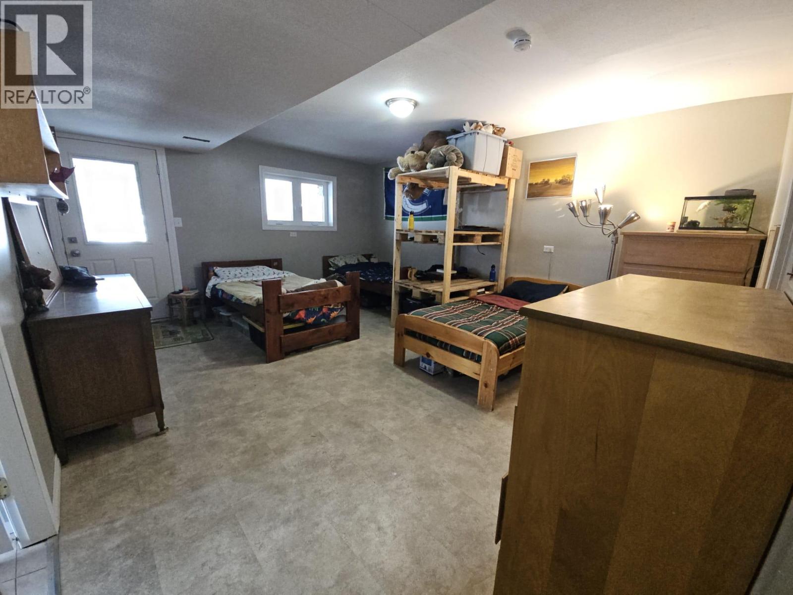6128 Kurjata Road, Chetwynd, British Columbia  V0C 1J0 - Photo 59 - 10381497
