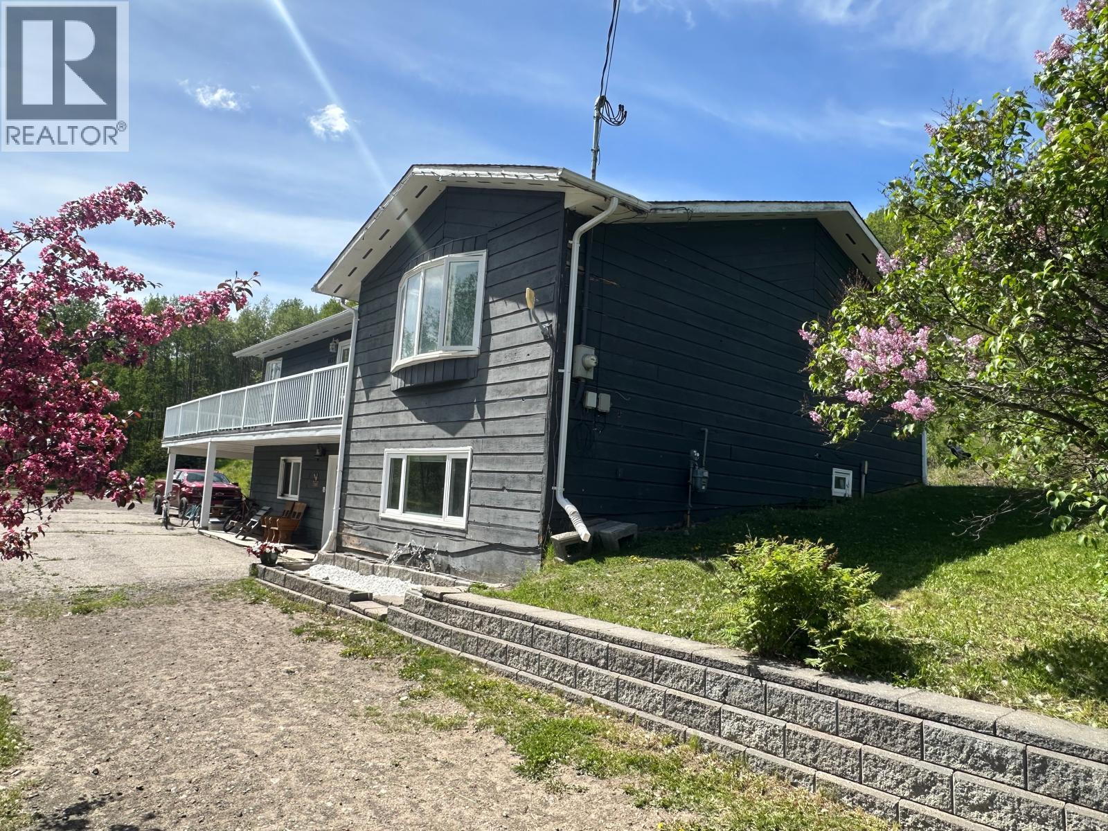 6128 Kurjata Road, Chetwynd, British Columbia  V0C 1J0 - Photo 3 - 10381497