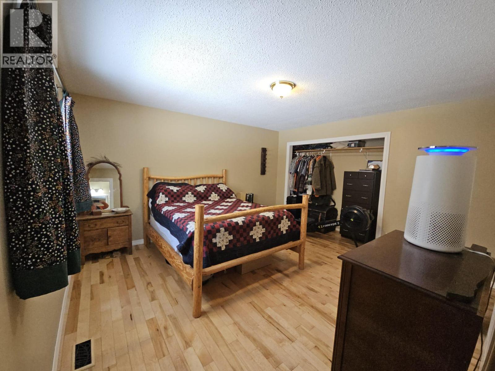 6128 Kurjata Road, Chetwynd, British Columbia  V0C 1J0 - Photo 29 - 10381497