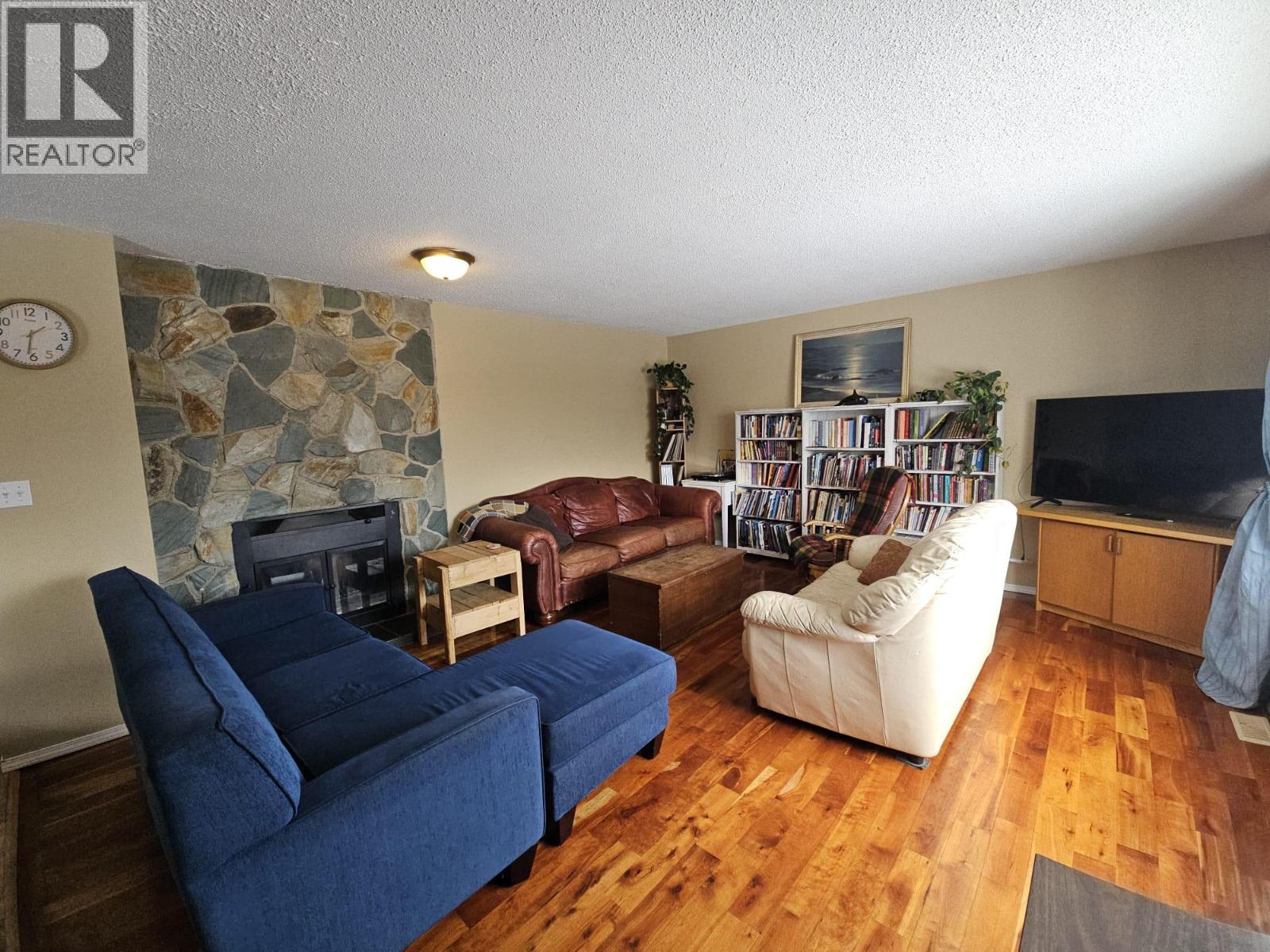 6128 Kurjata Road, Chetwynd, British Columbia  V0C 1J0 - Photo 9 - 10381497