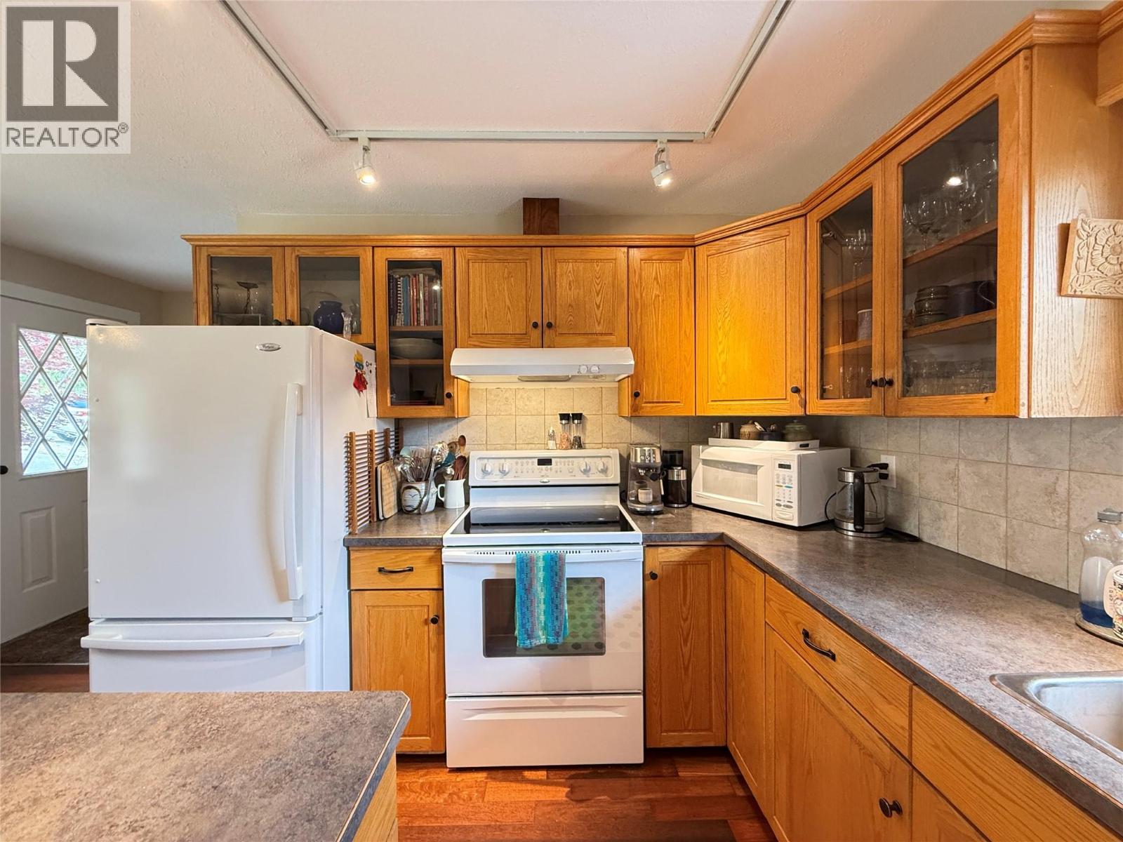 3834 Woodcrest Road, Bonnington, British Columbia V0G 2G3 - Photo 11 - 10397242