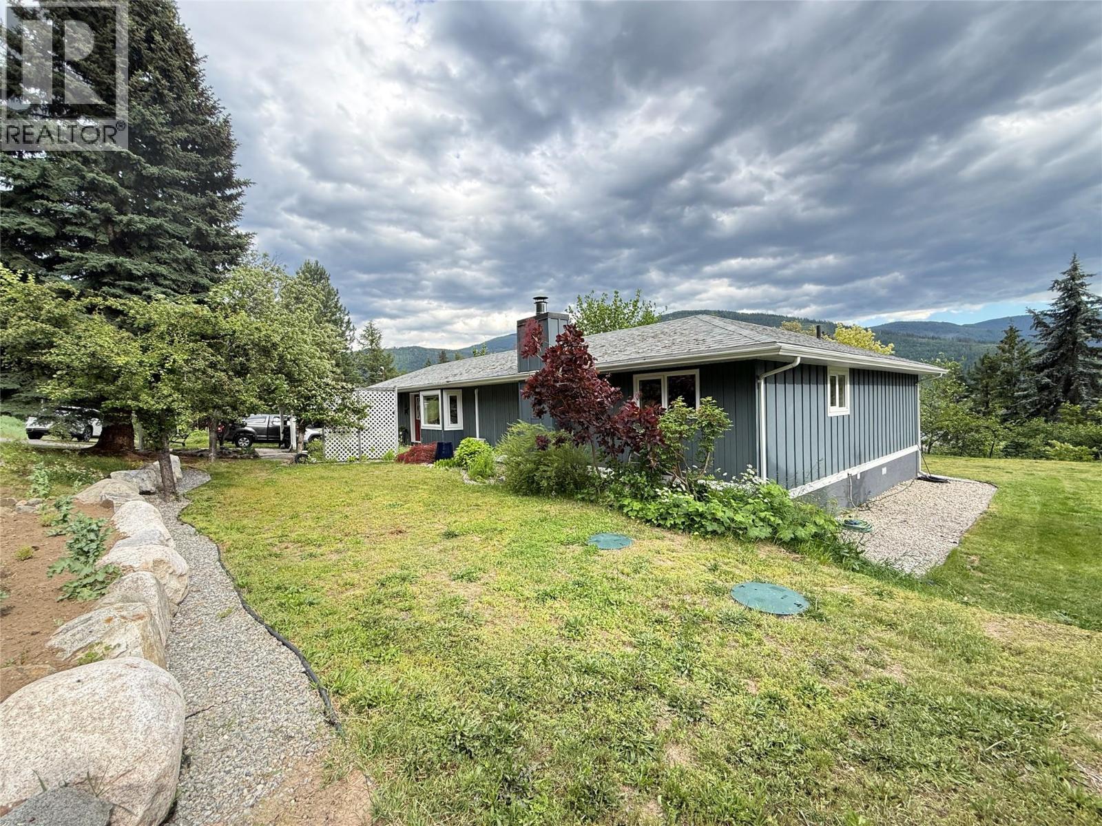3834 Woodcrest Road, Bonnington, British Columbia V0G 2G3 - Photo 29 - 10397242