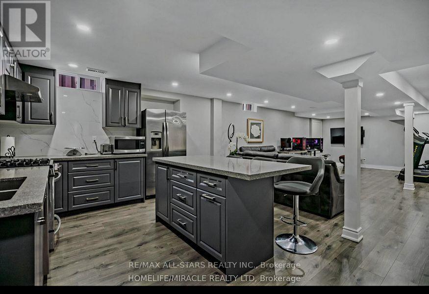 91 Song Bird Drive N, Markham, Ontario L3S 3T8 - Photo 6 - N13659696