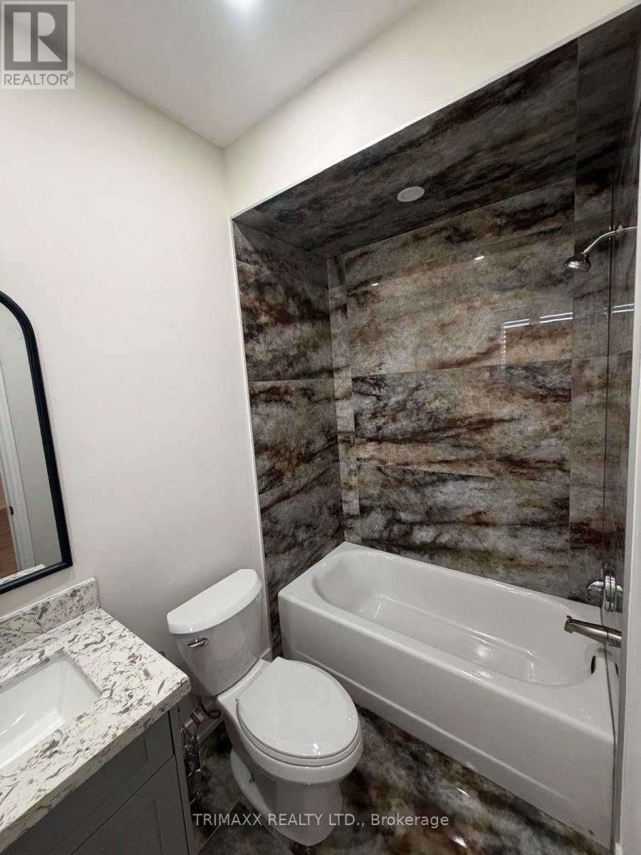 Upper Unit - 8 Ed Quigg Way, Vaughan, Ontario  L4H 2S2 - Photo 12 - N13659716