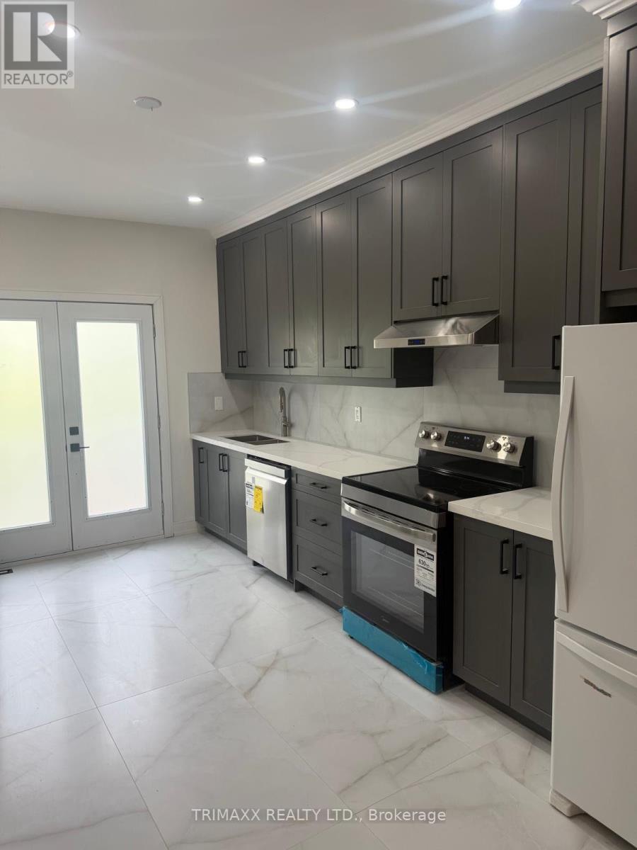 Upper Unit - 8 Ed Quigg Way, Vaughan, Ontario  L4H 2S2 - Photo 4 - N13659716