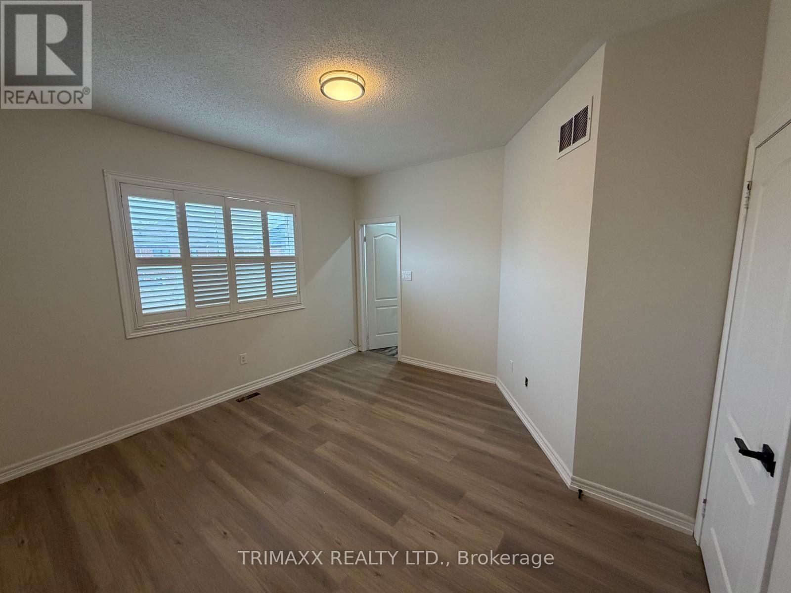 Upper Unit - 8 Ed Quigg Way, Vaughan, Ontario  L4H 2S2 - Photo 9 - N13659716