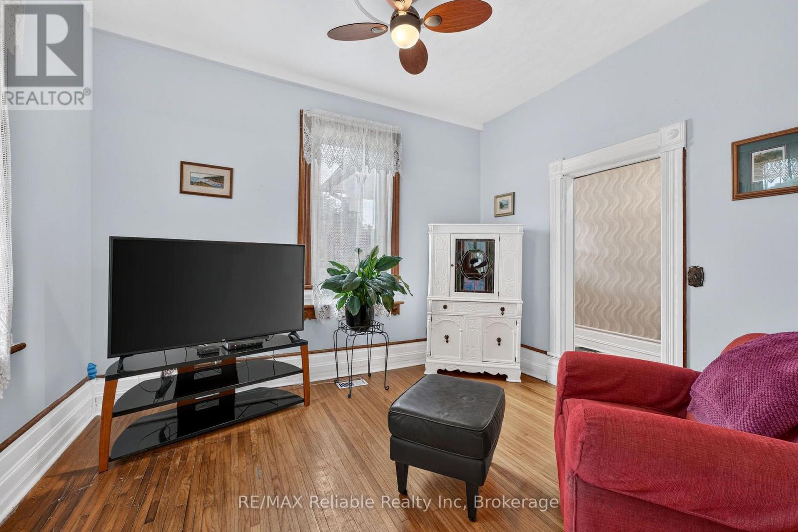 32 Rattenbury Street W, Central Huron, Ontario  N0M 1L0 - Photo 14 - X13118226