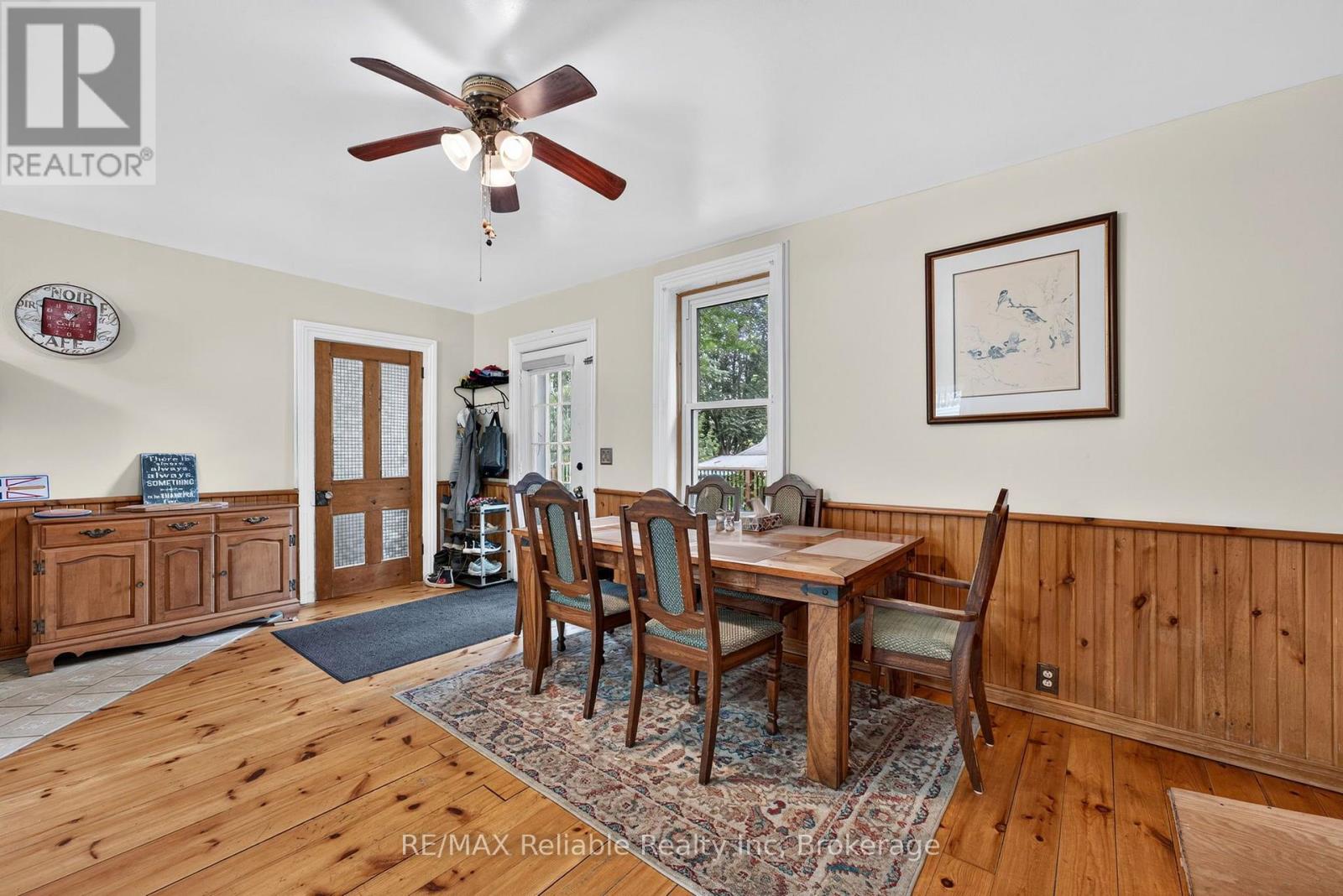 32 Rattenbury Street W, Central Huron, Ontario  N0M 1L0 - Photo 9 - X13118226