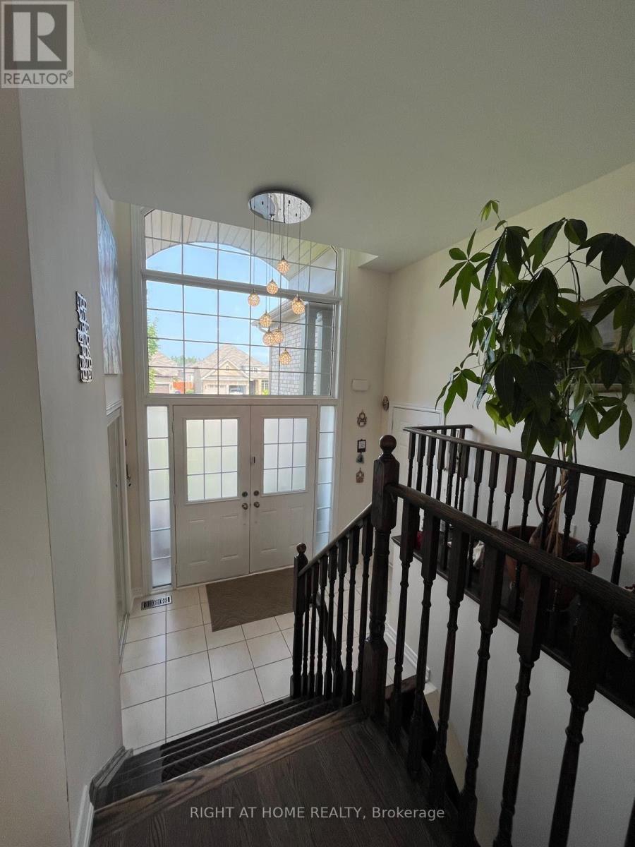32 Middleton Drive, Wasaga Beach, Ontario  L9Z 0G8 - Photo 3 - S13659712